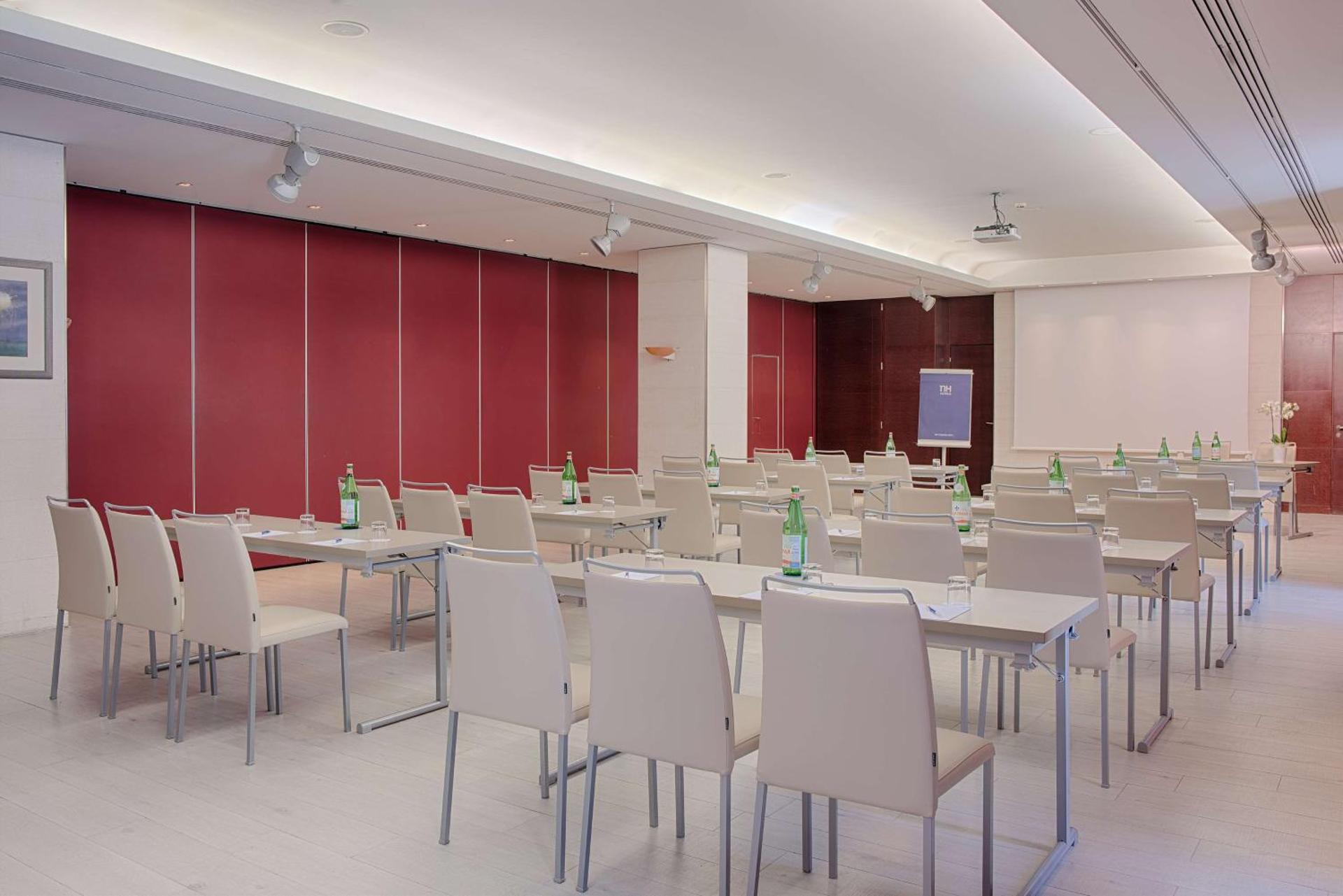 NH Palermo - Photo 27