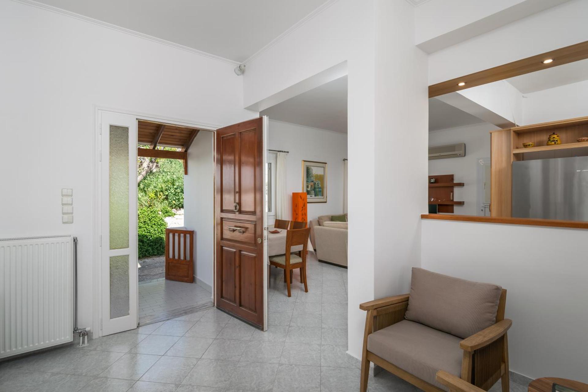 Uncle John's House with View - Photo 12