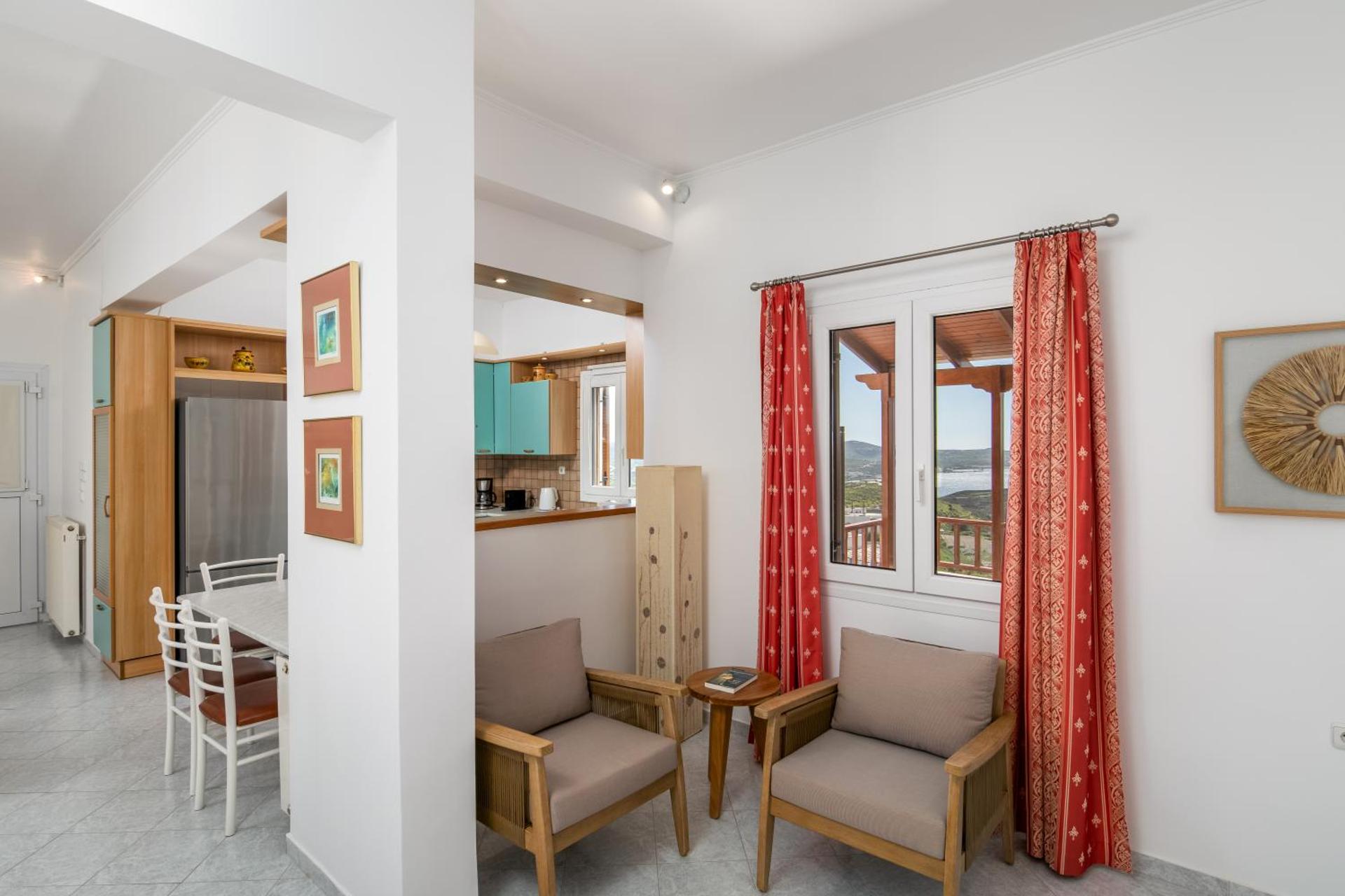 Uncle John's House with View - Photo 28