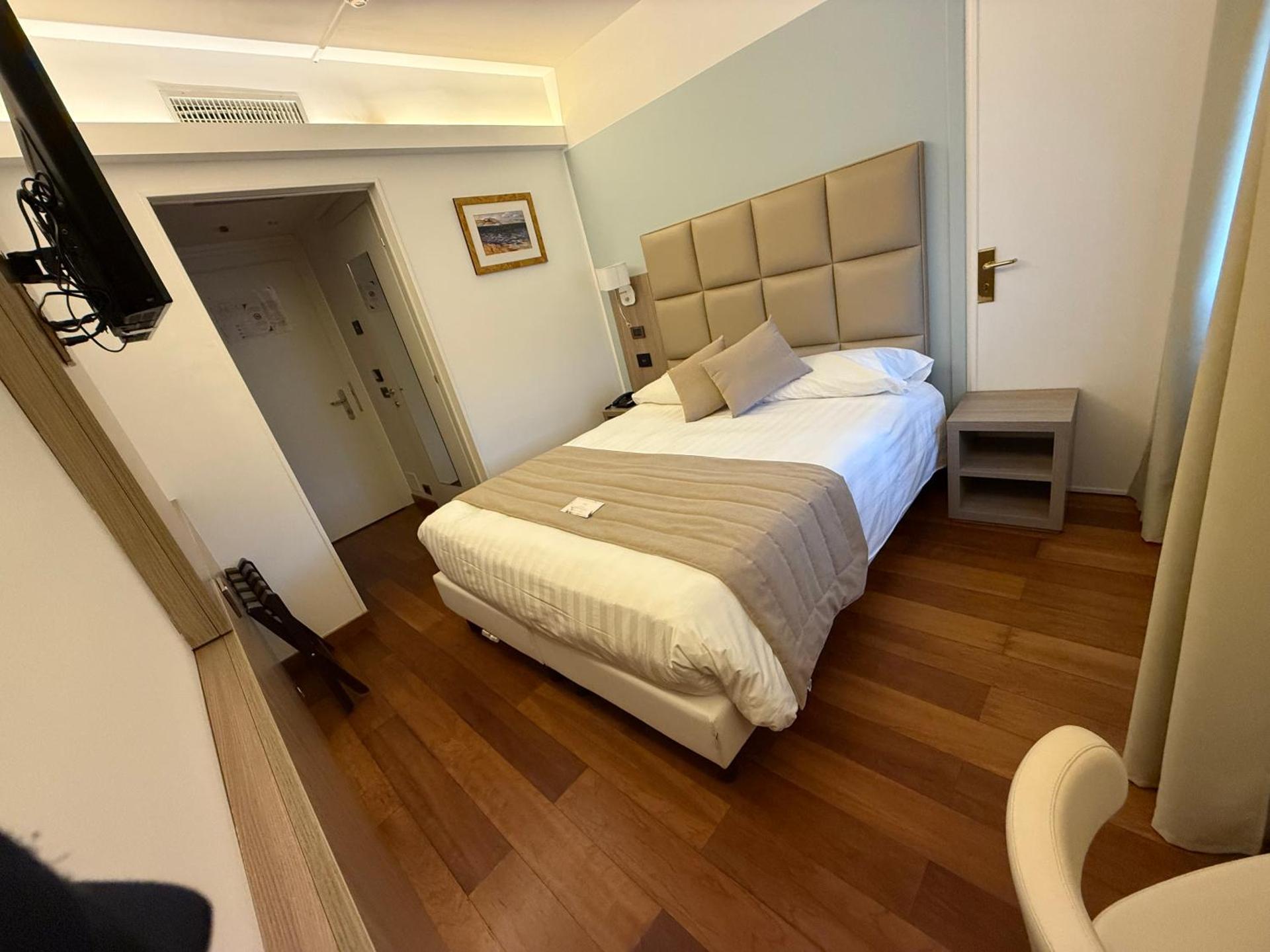 Economy Single Room with Hill View