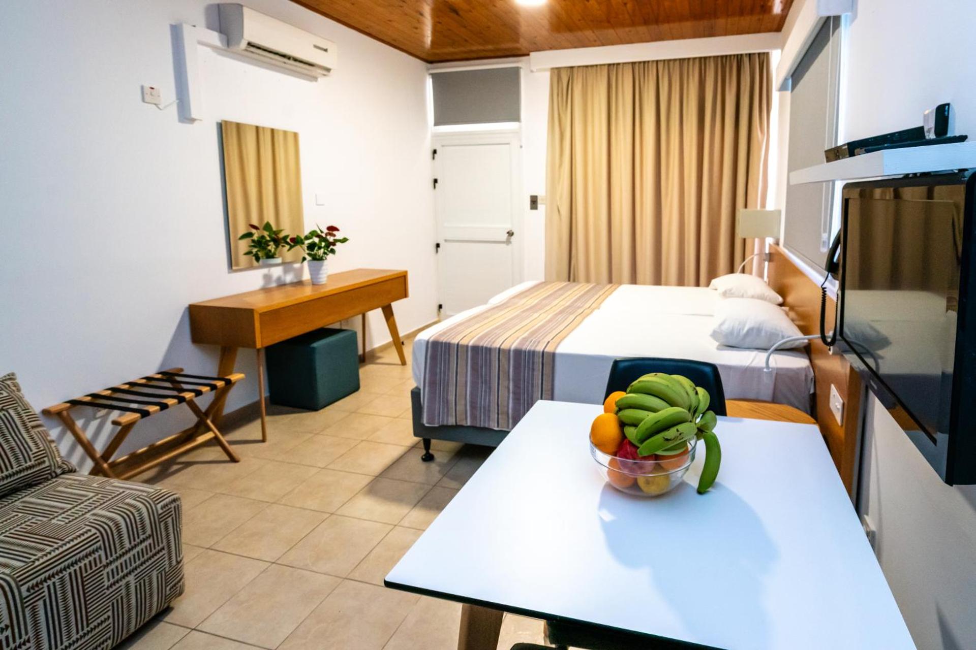 Helios Bay Hotel and Suites - Photo 54