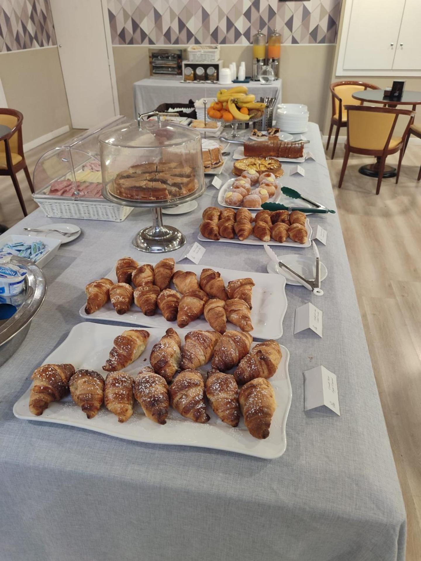 Hotel Elite Palermo Centro - Photo 17