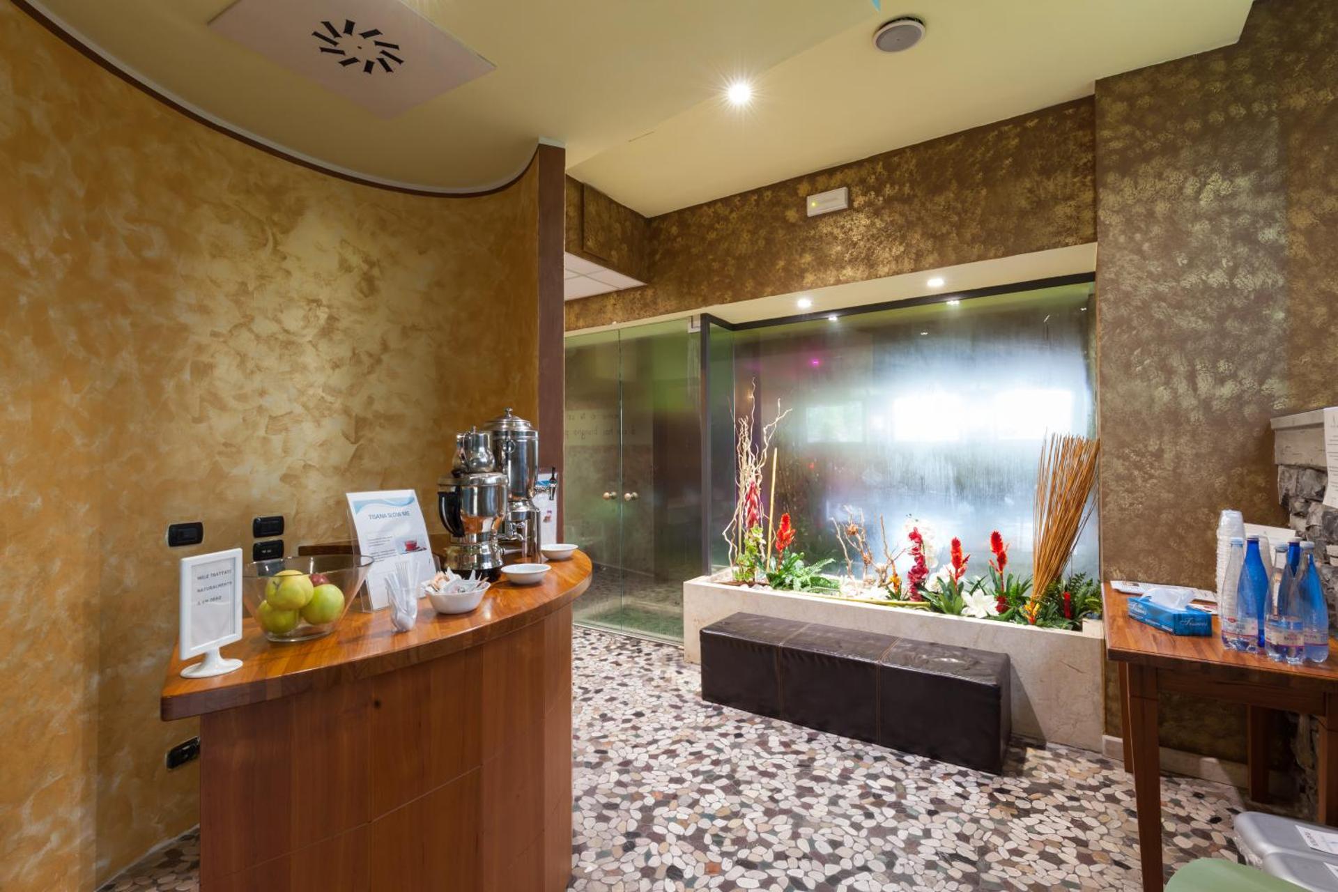 Hotel Lovere Resort & Spa - Photo 116