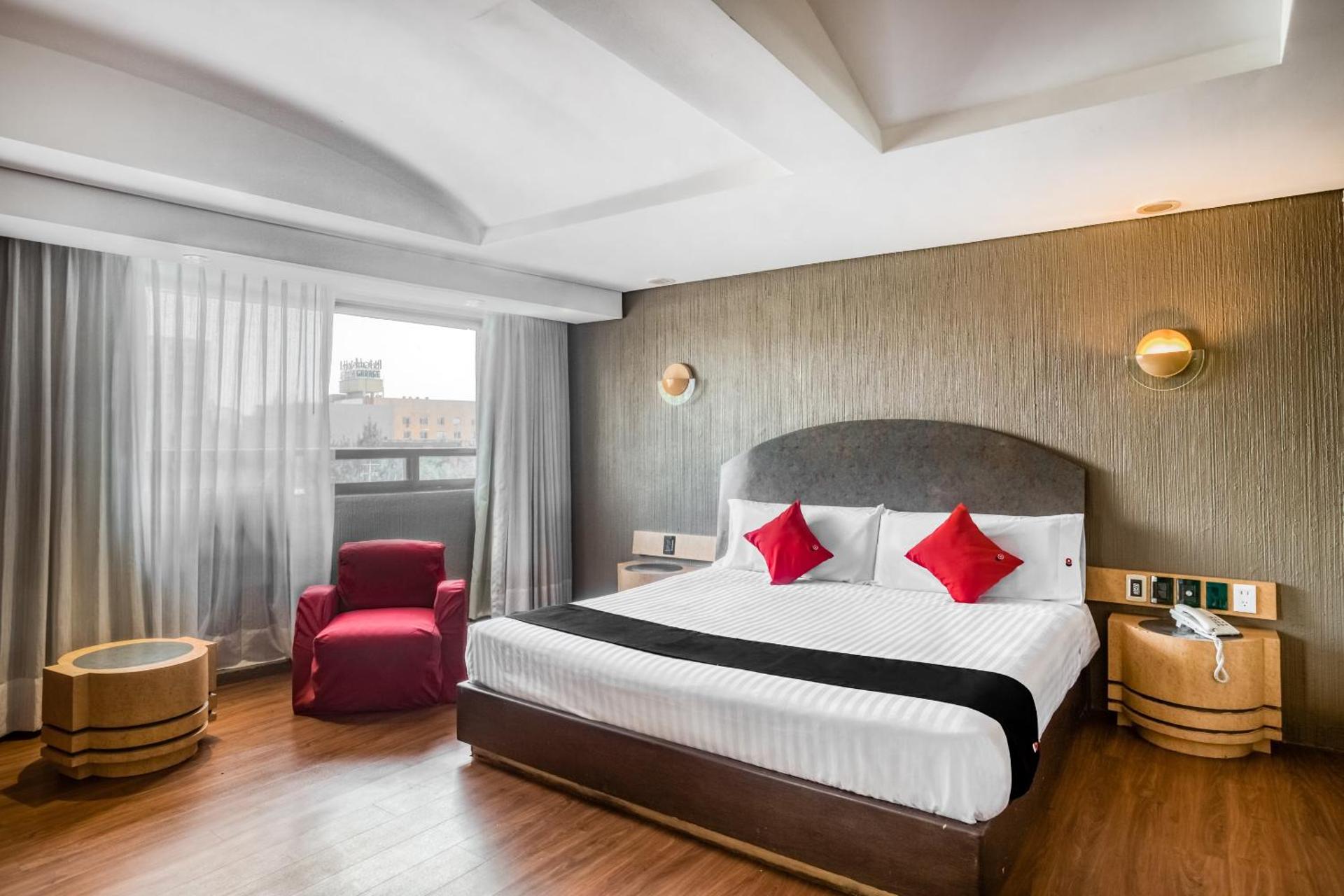 Capital O Andrade, Mexico City - Photo 32