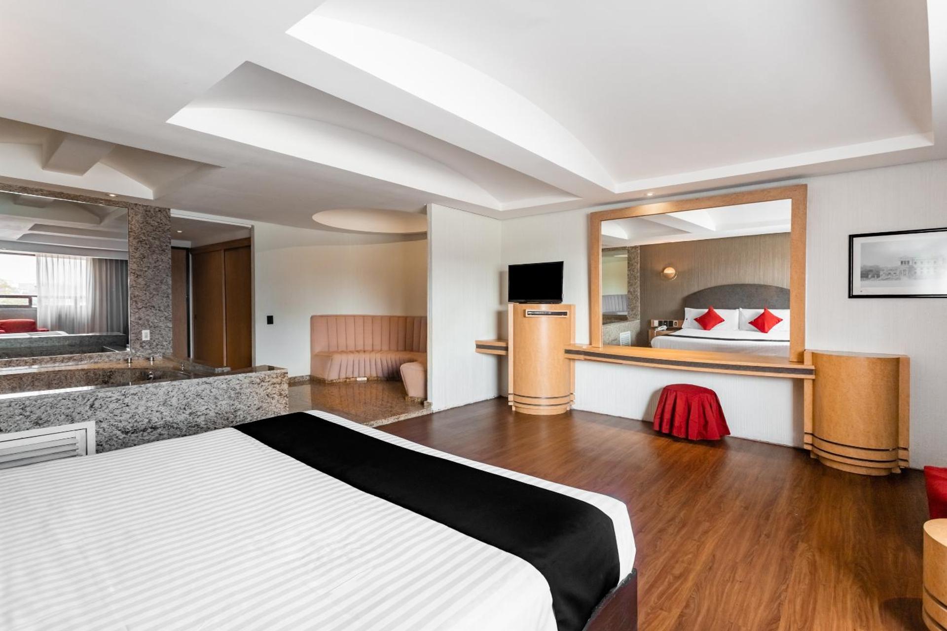 Capital O Andrade, Mexico City - Photo 34