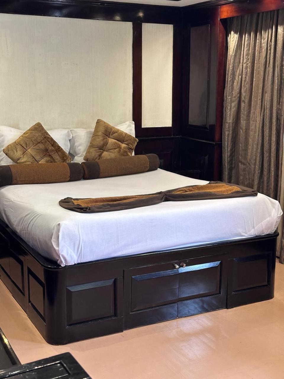 مركب ريفر بوت River Boat - Photo 14