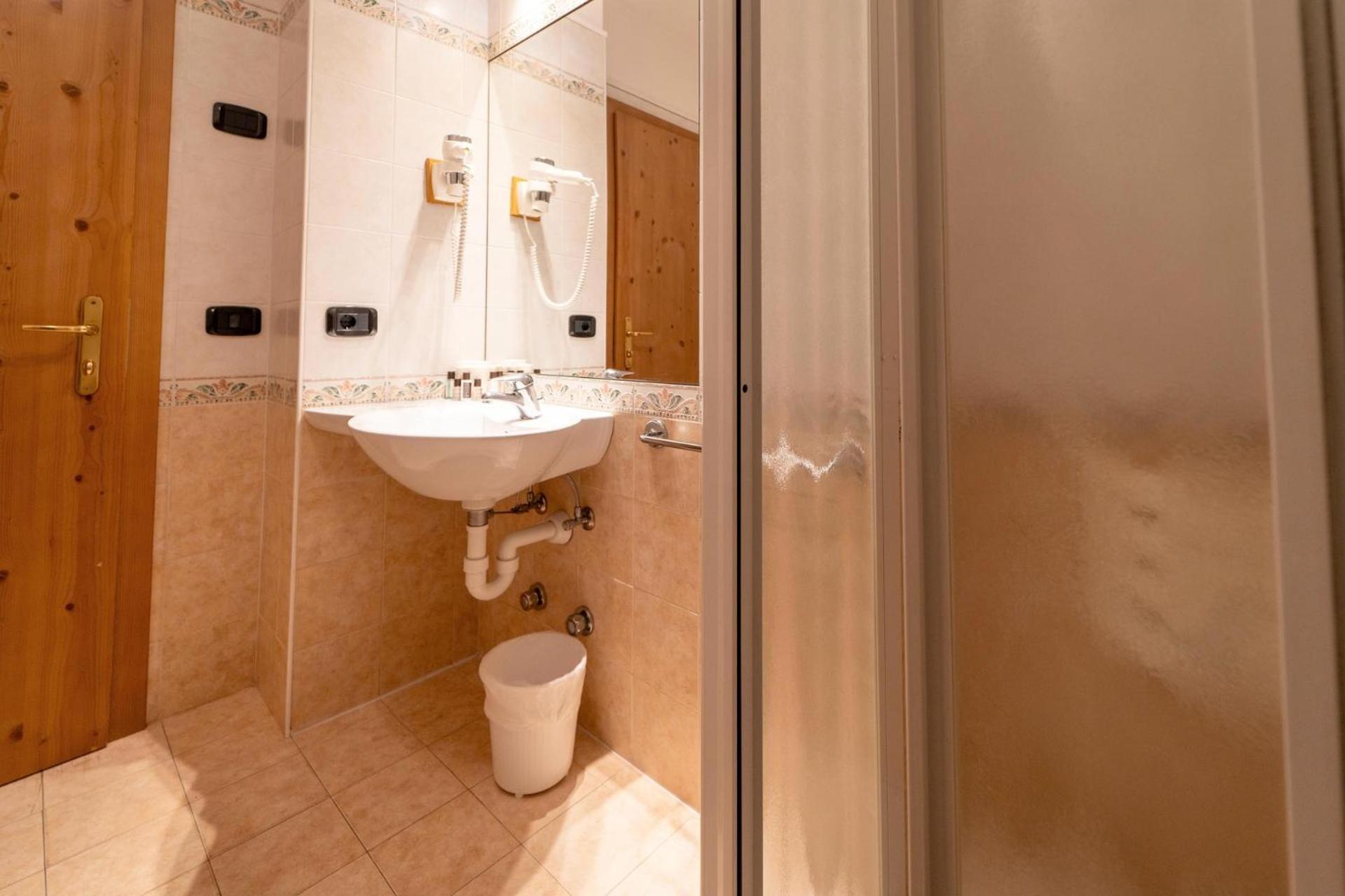 Hotel Primula - Photo 59