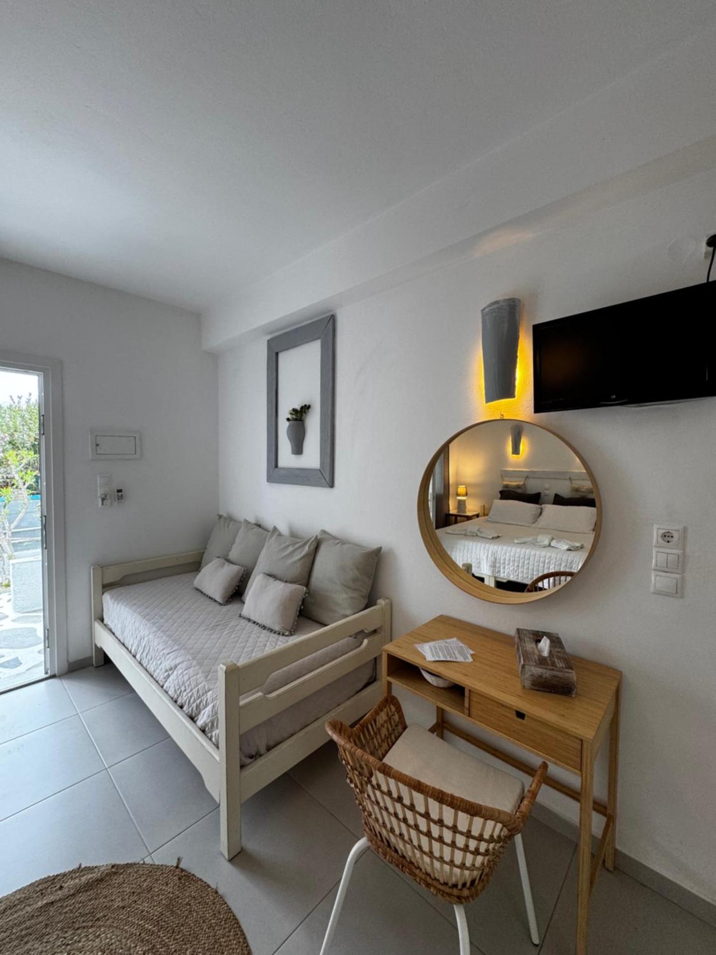 Diplos Studios - Photo 103