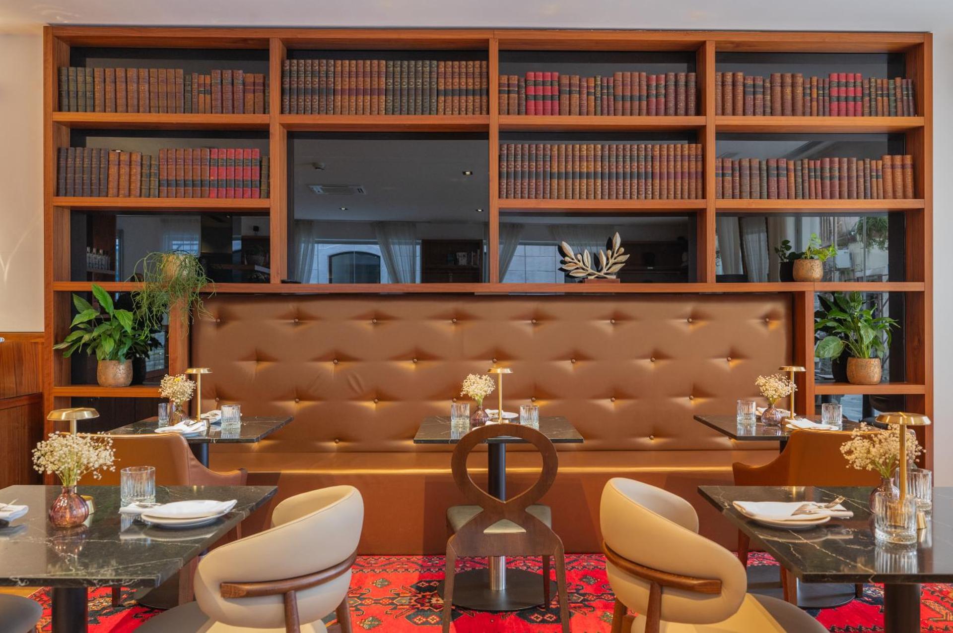 Marmont Heritage Hotel - Photo 39