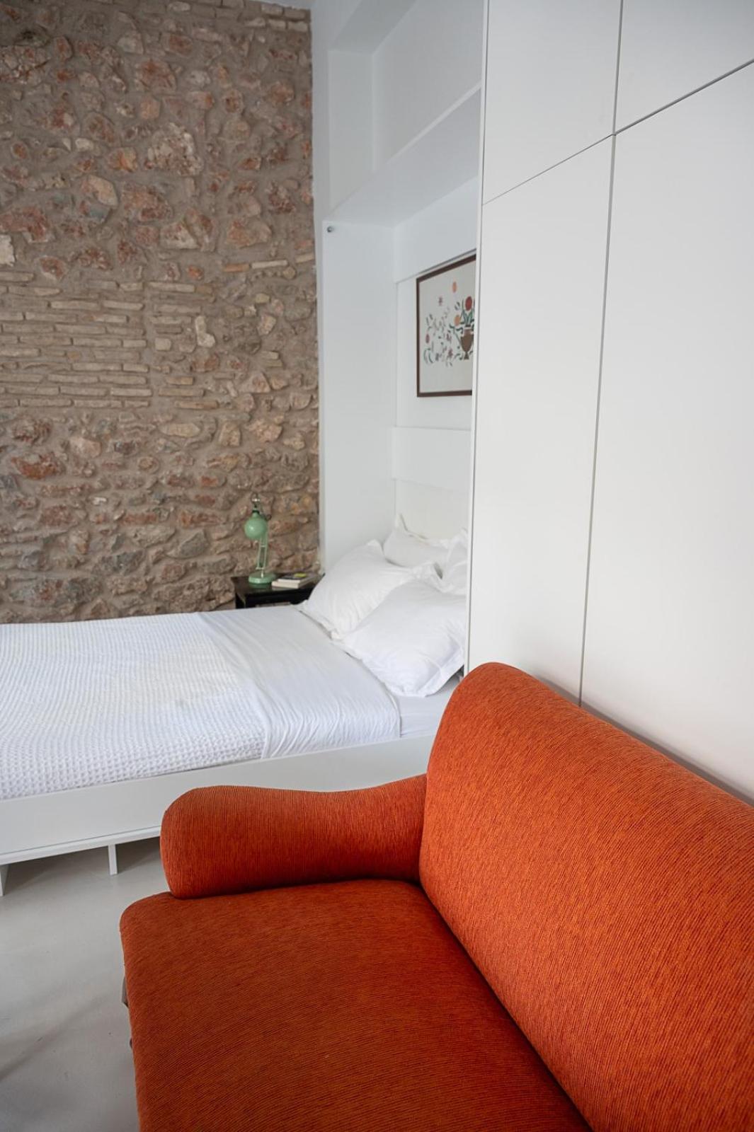 Athenian Cypress House - Photo 42