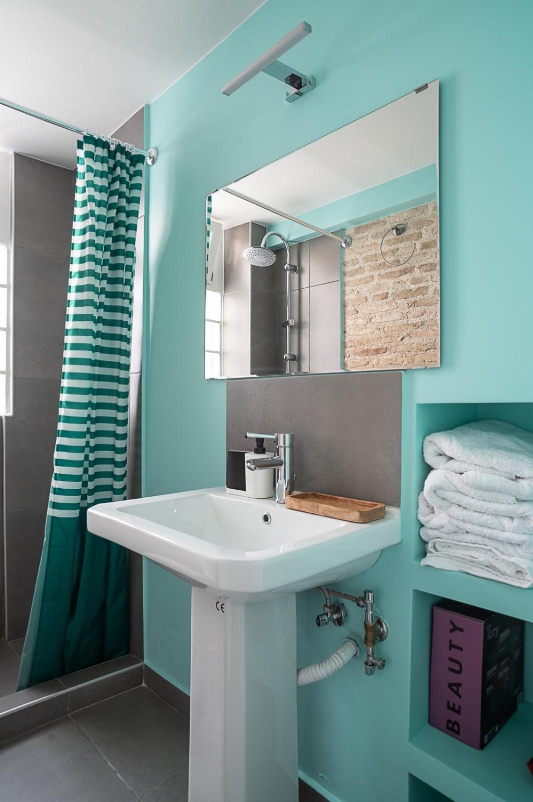 Athenian Cypress House - Photo 15