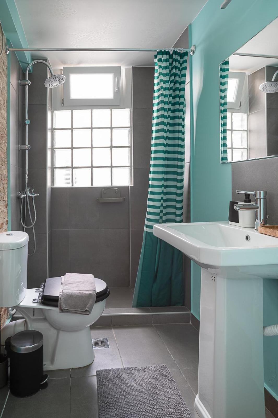 Athenian Cypress House - Photo 14