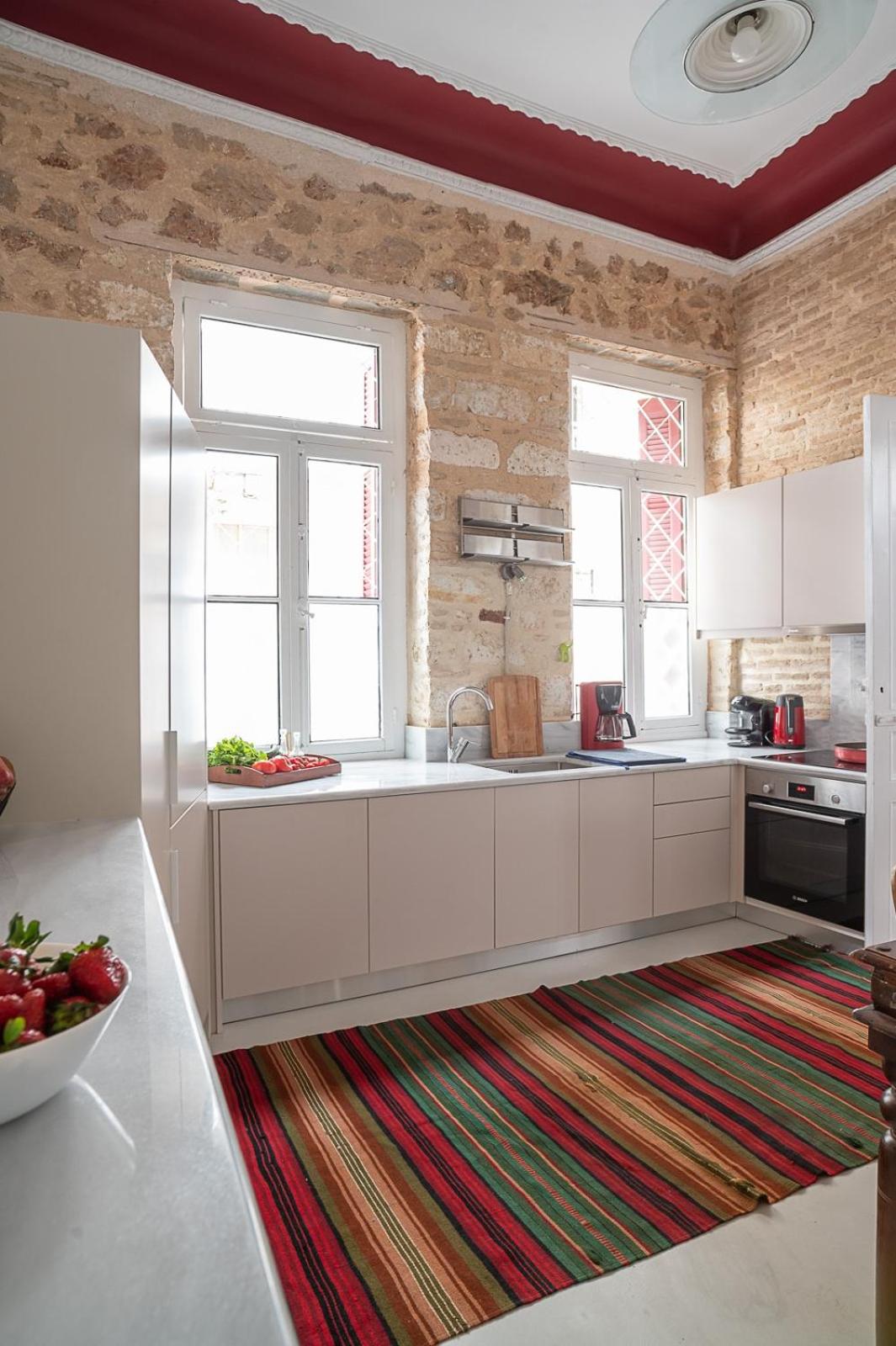 Athenian Cypress House - Photo 9