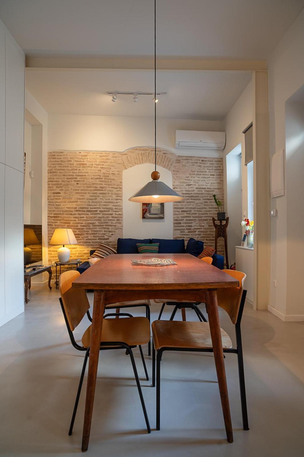 Athenian Cypress House - Photo 35