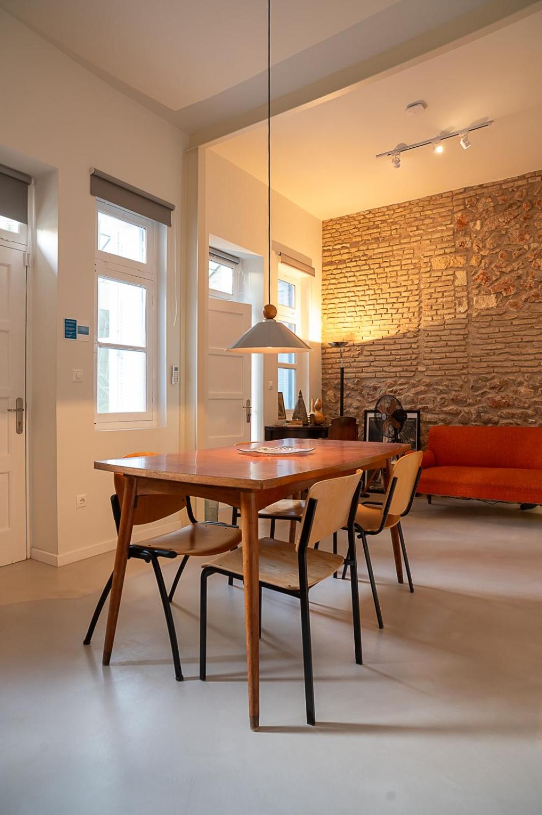 Athenian Cypress House - Photo 40