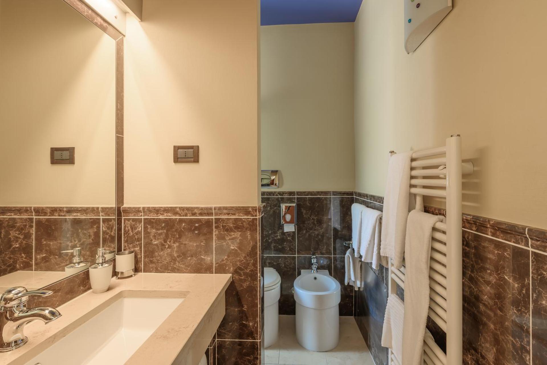 Diamantino Town House - Photo 68