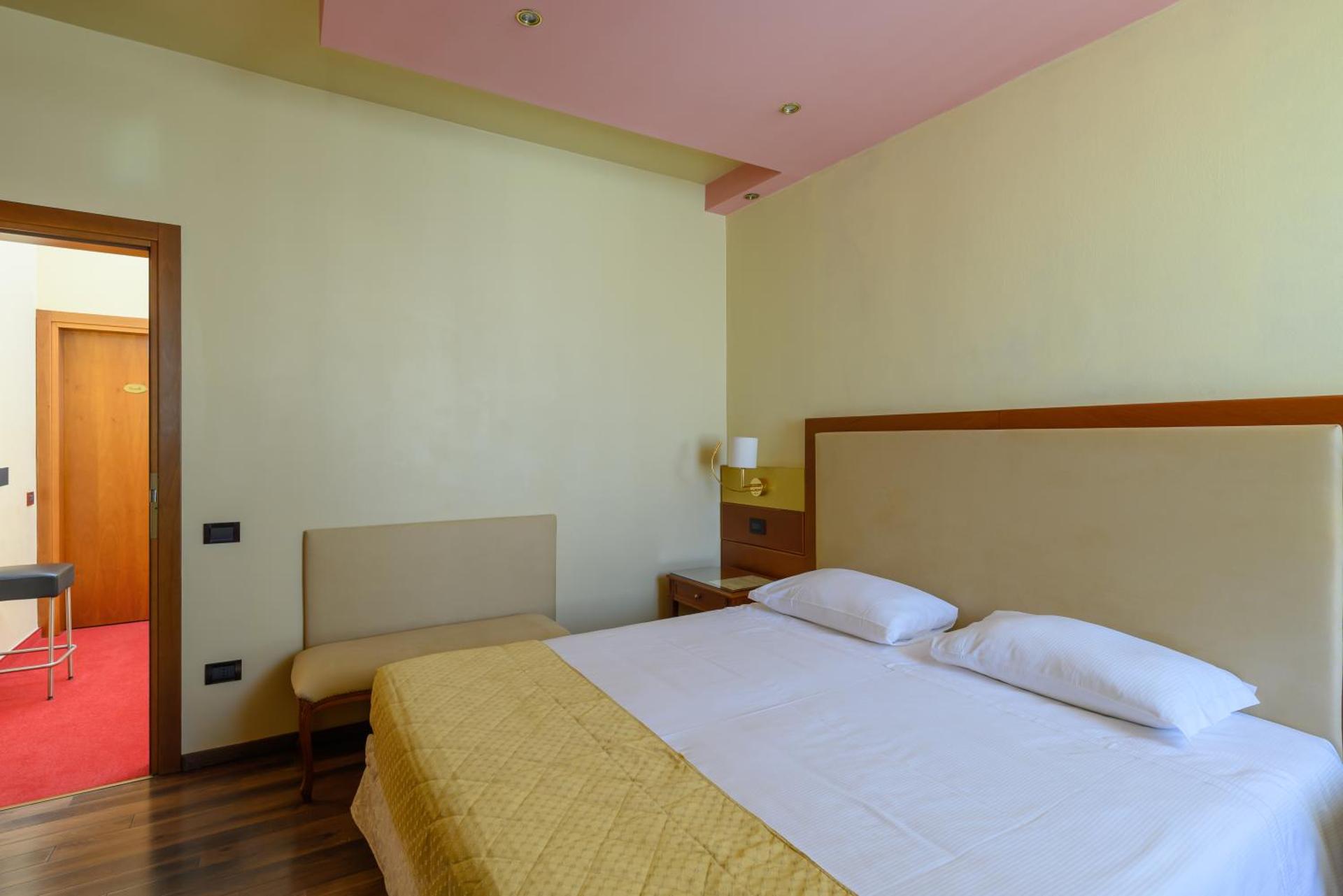 Diamantino Town House - Photo 2