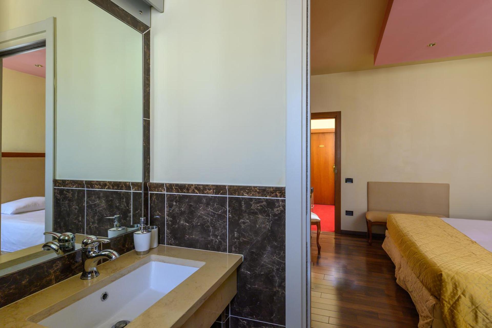 Diamantino Town House - Photo 38