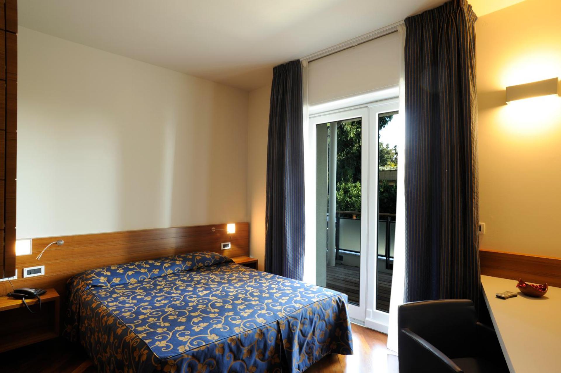 Hotel Le Roi - Photo 2