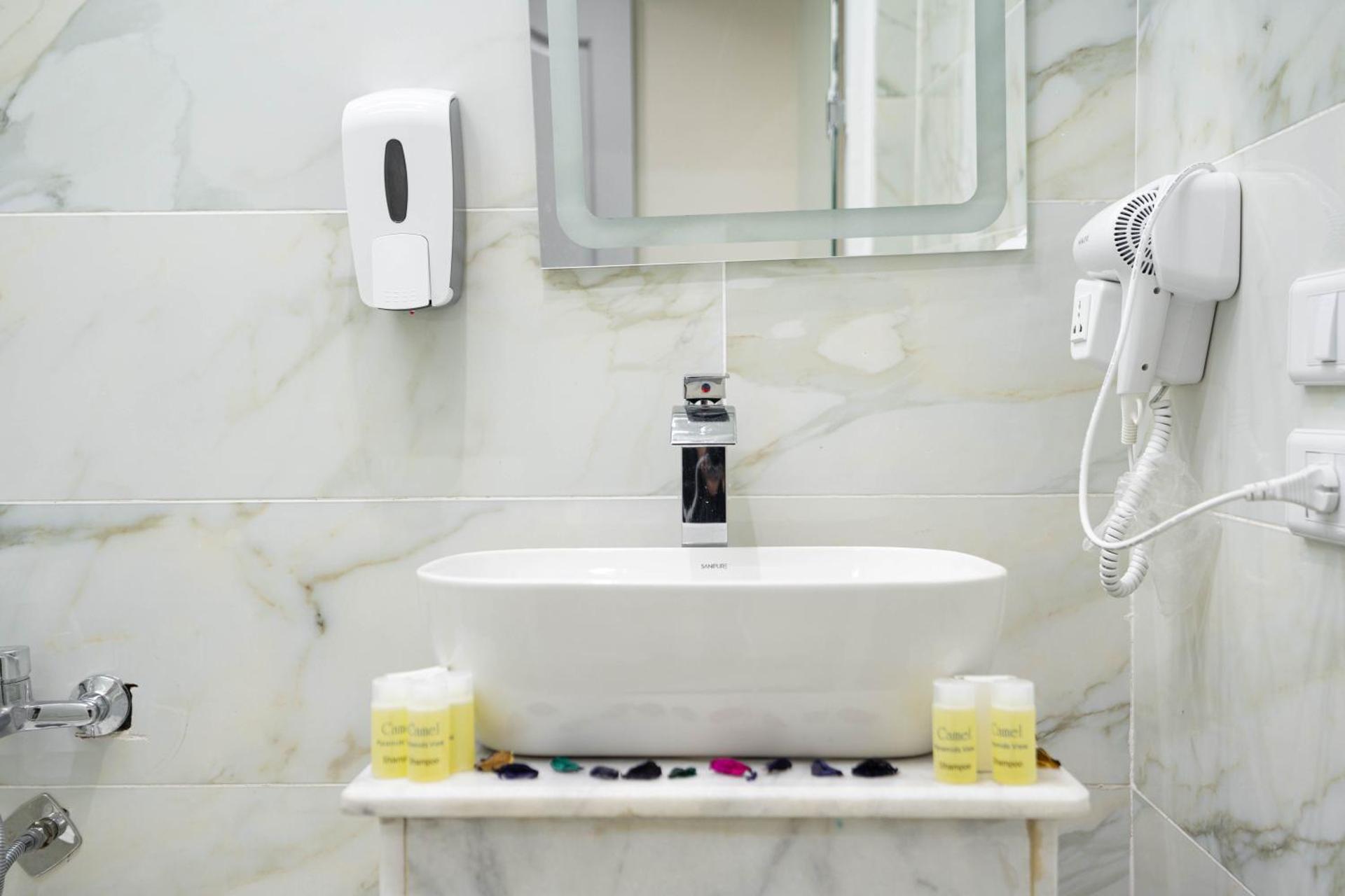 Camel Pyramids View Inn - Photo 48