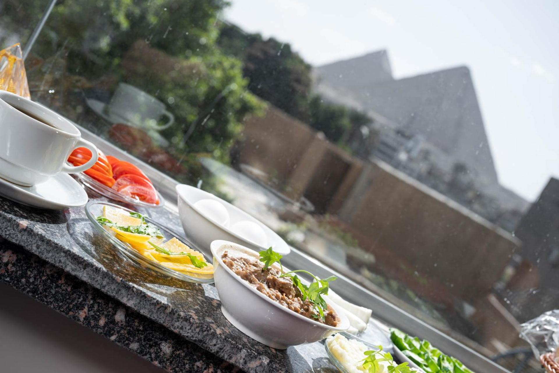 Camel Pyramids View Inn - Photo 61