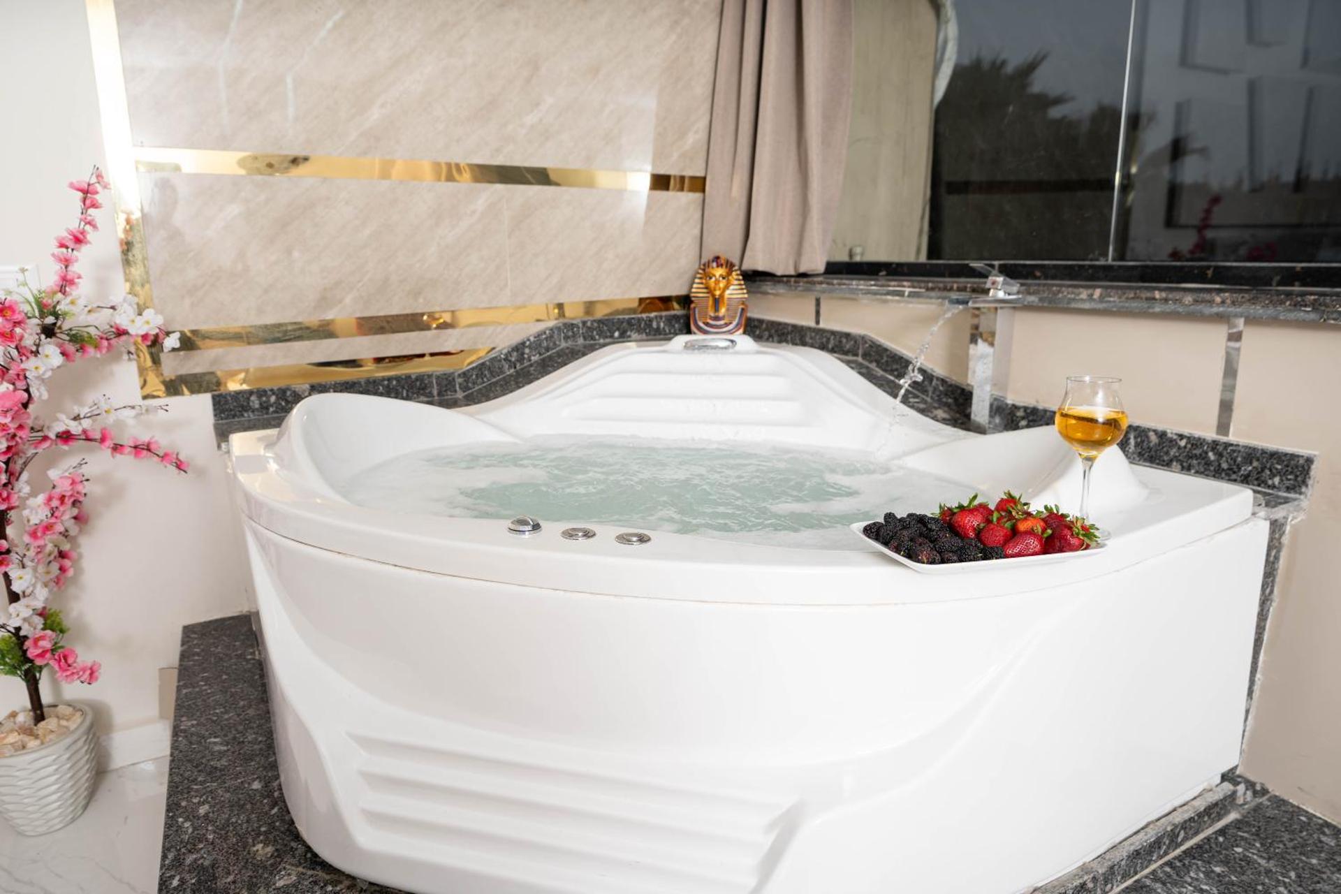 Camel Pyramids View Inn - Photo 59