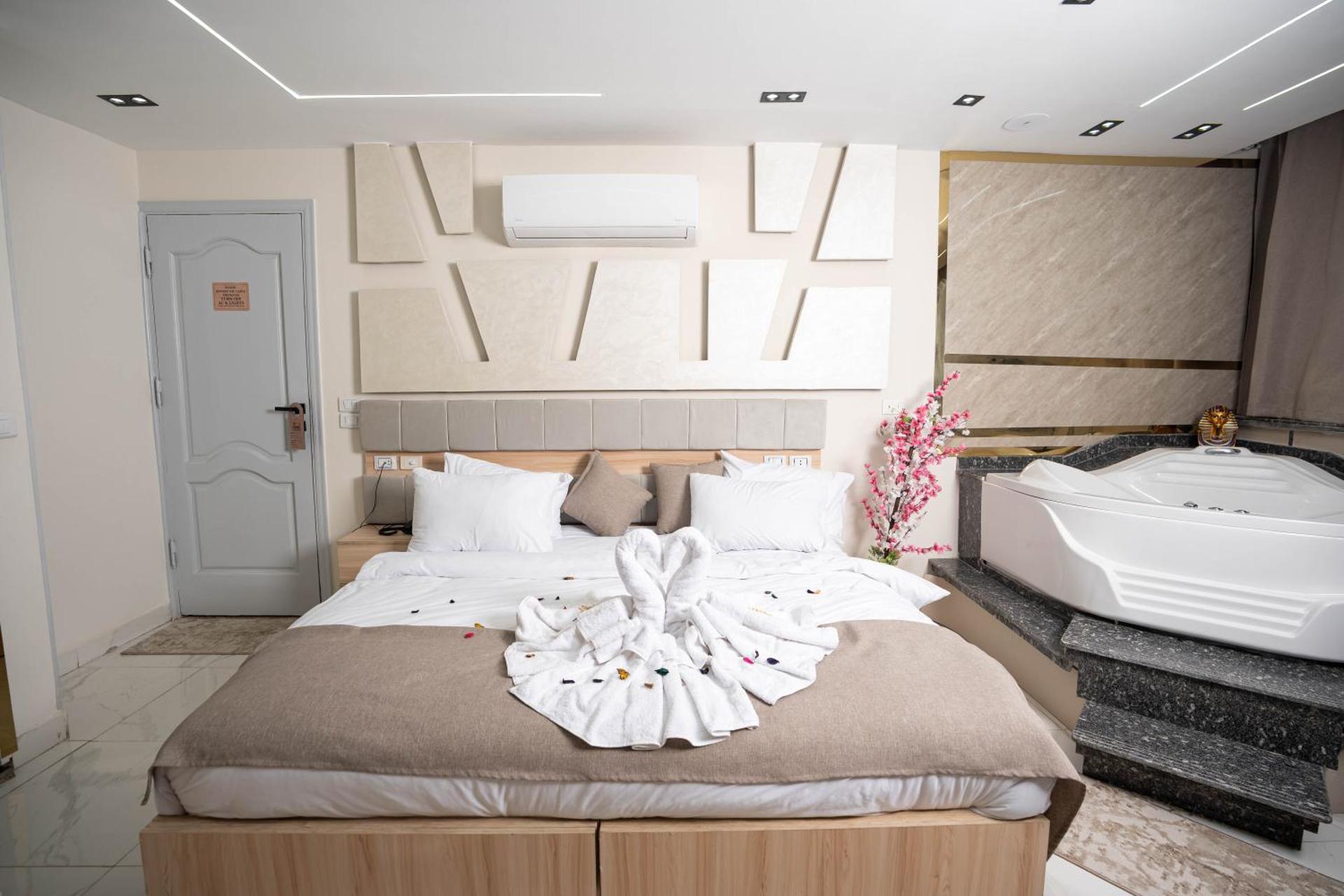 Camel Pyramids View Inn - Photo 29