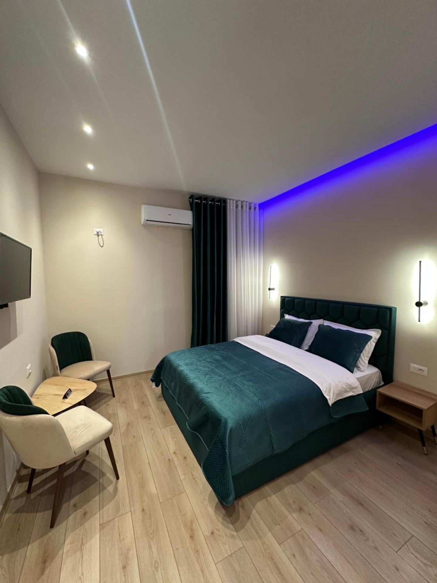 Luxury Hotel By Gjyshi - Photo 30