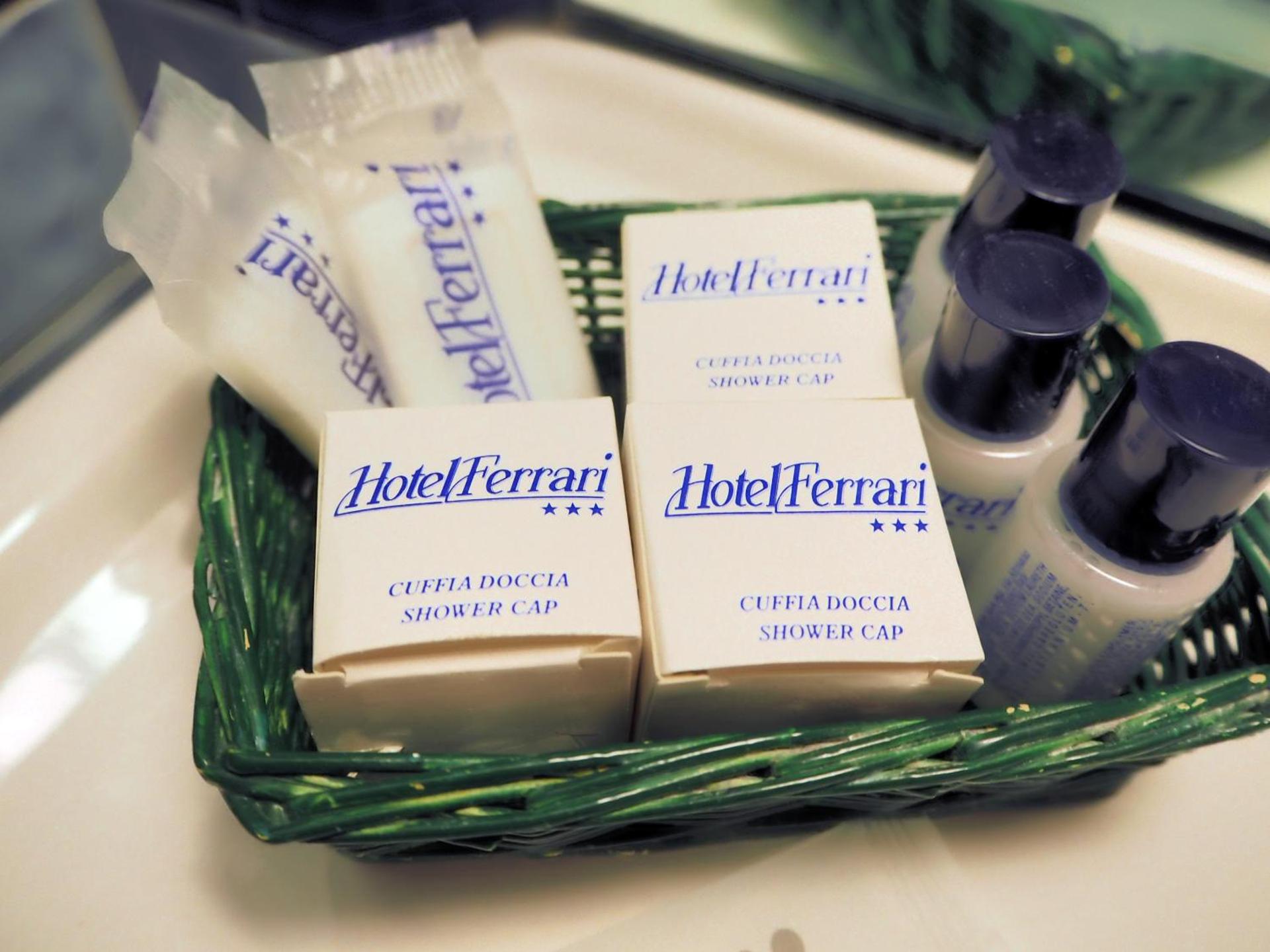 Hotel Ferrari - Photo 42