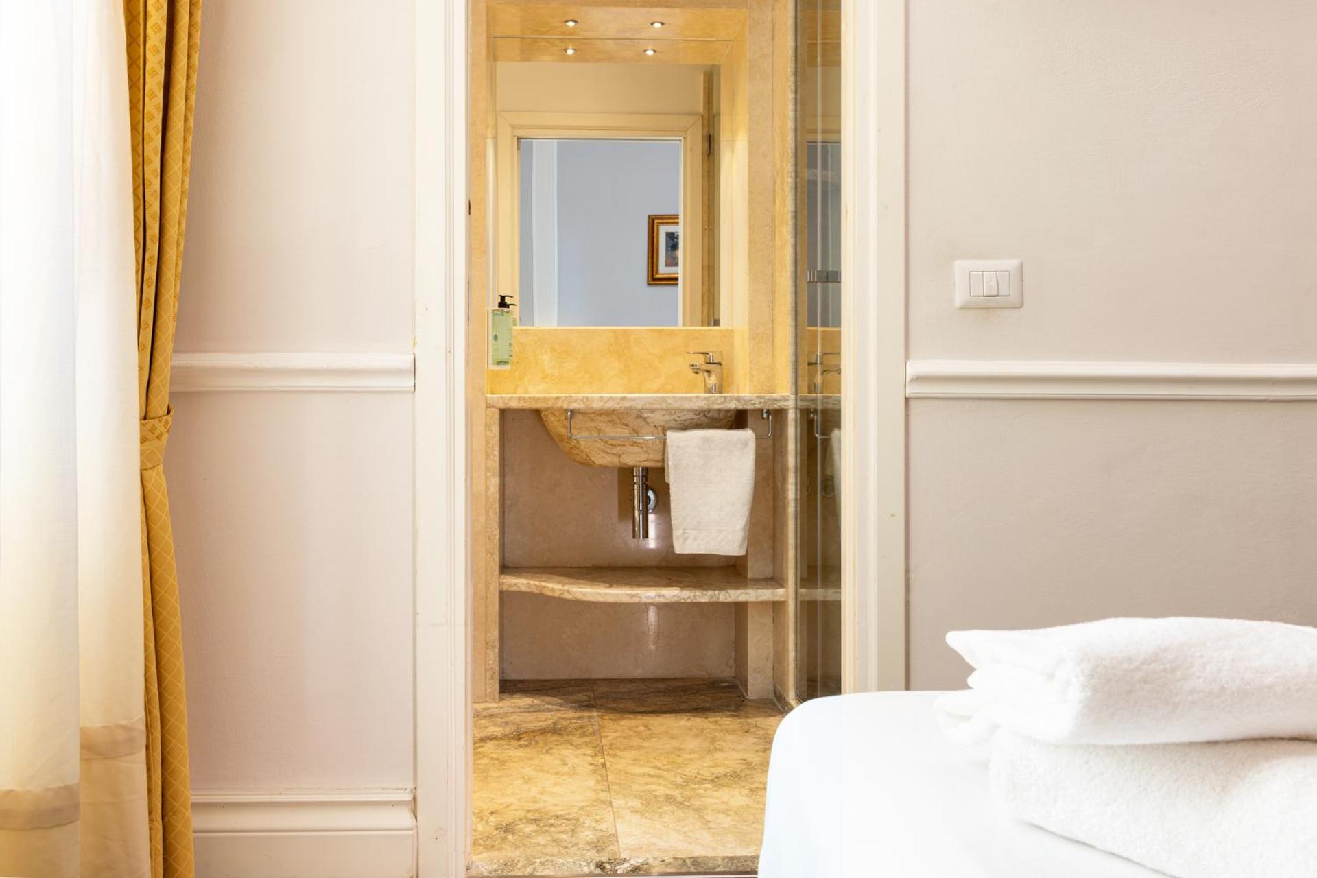 Albergo Chiusarelli - Photo 175