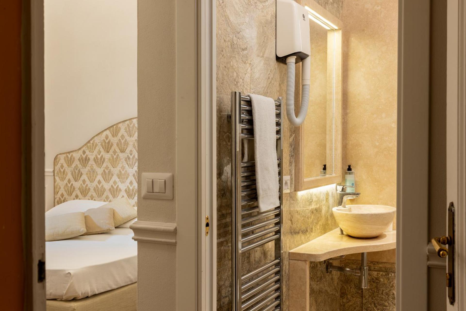 Albergo Chiusarelli - Photo 35