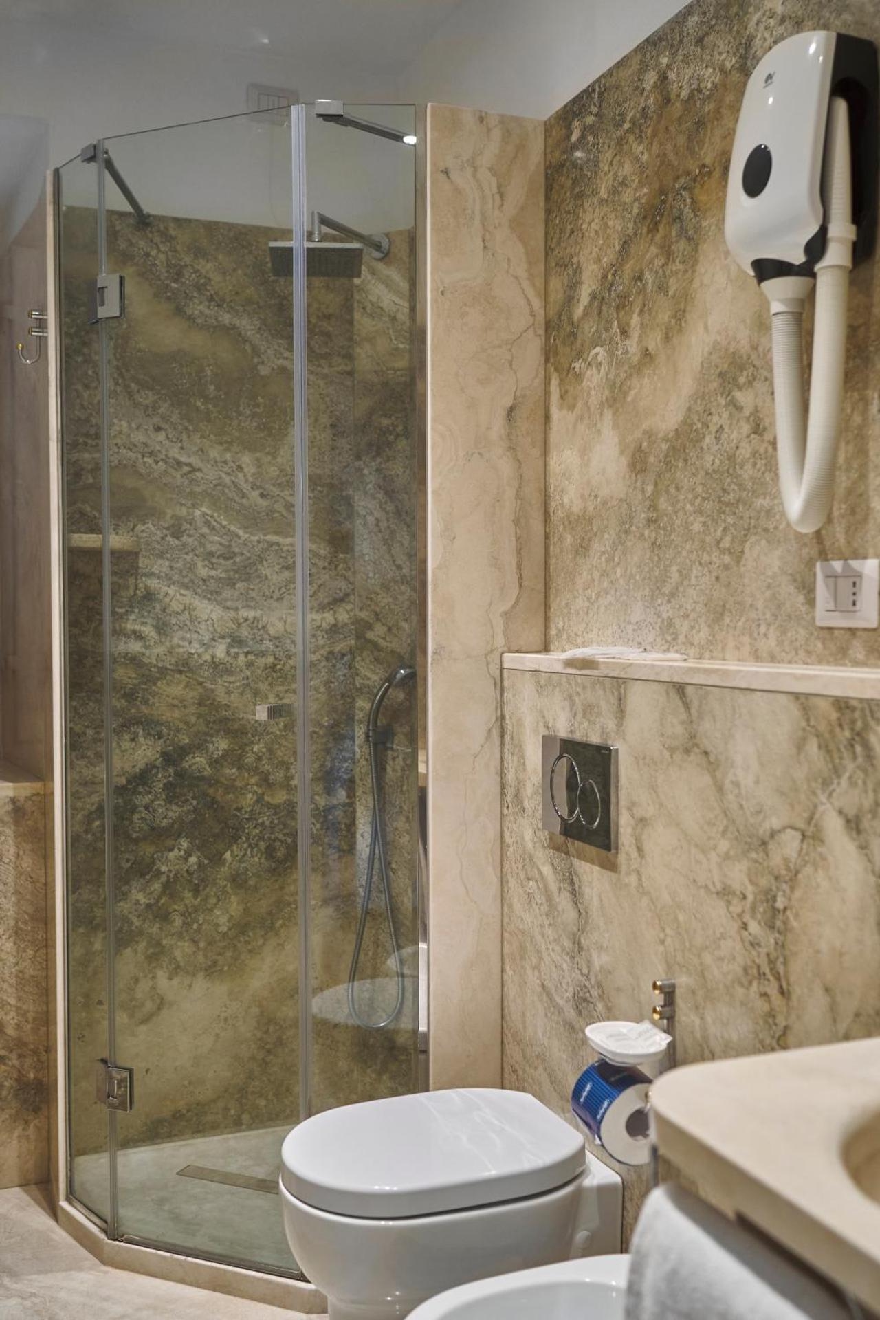 Albergo Chiusarelli - Photo 58