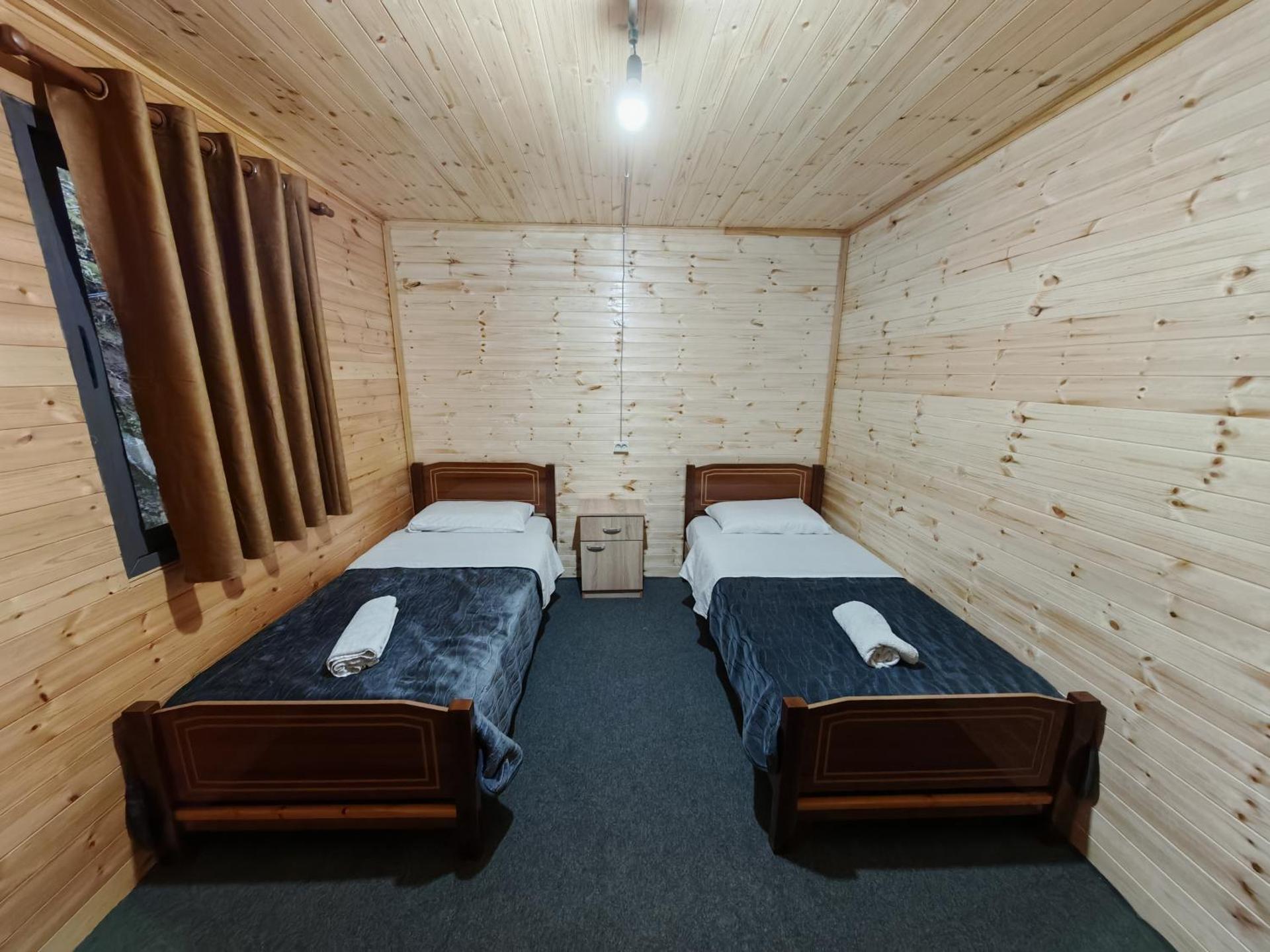 Riverside Komani Lake - Photo 18