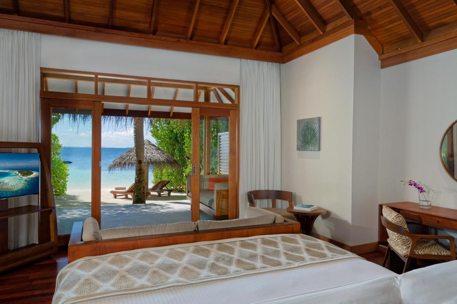 Baros Maldives - Photo 11