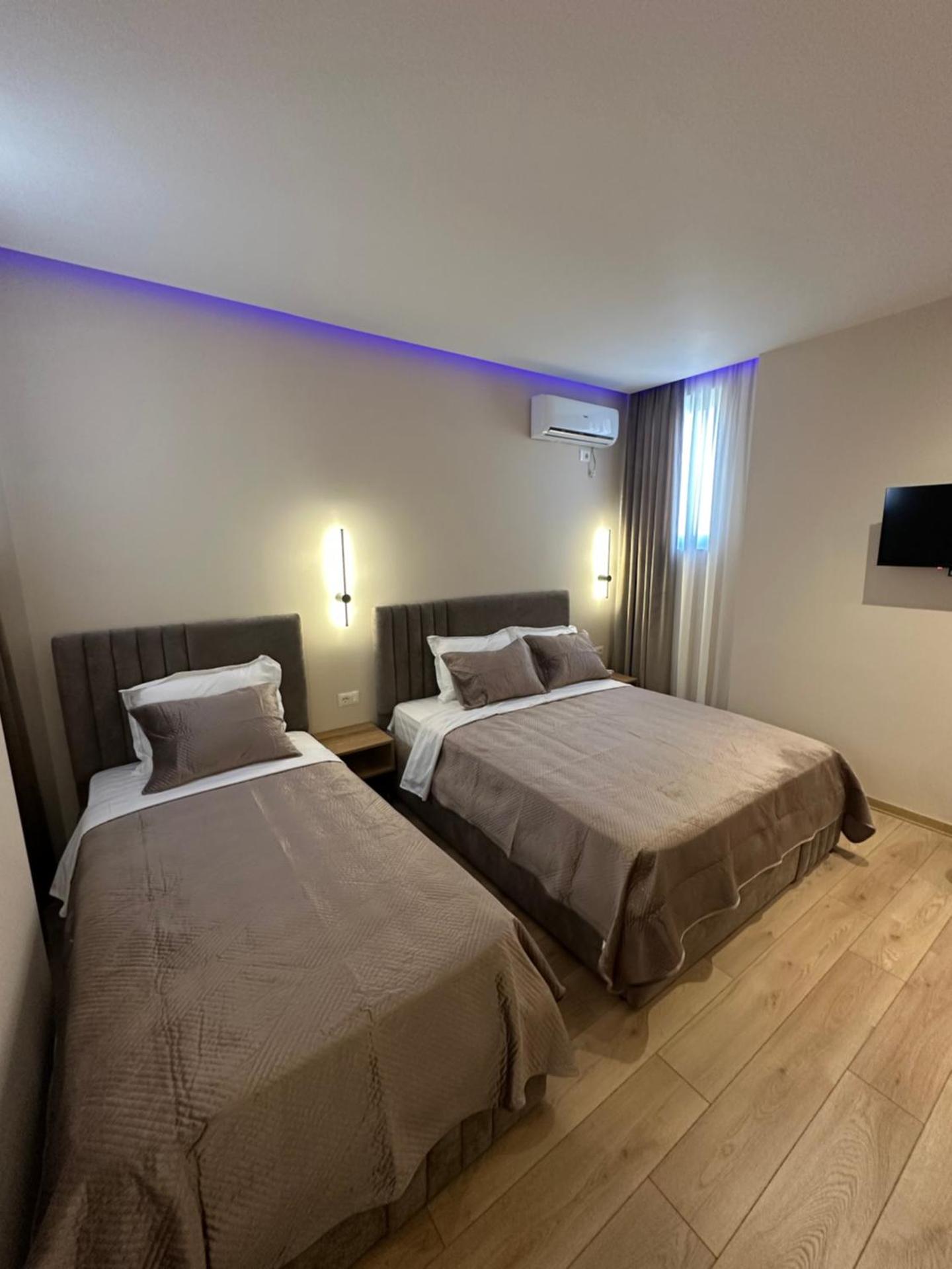 Luxury Hotel By Gjyshi - Photo 58