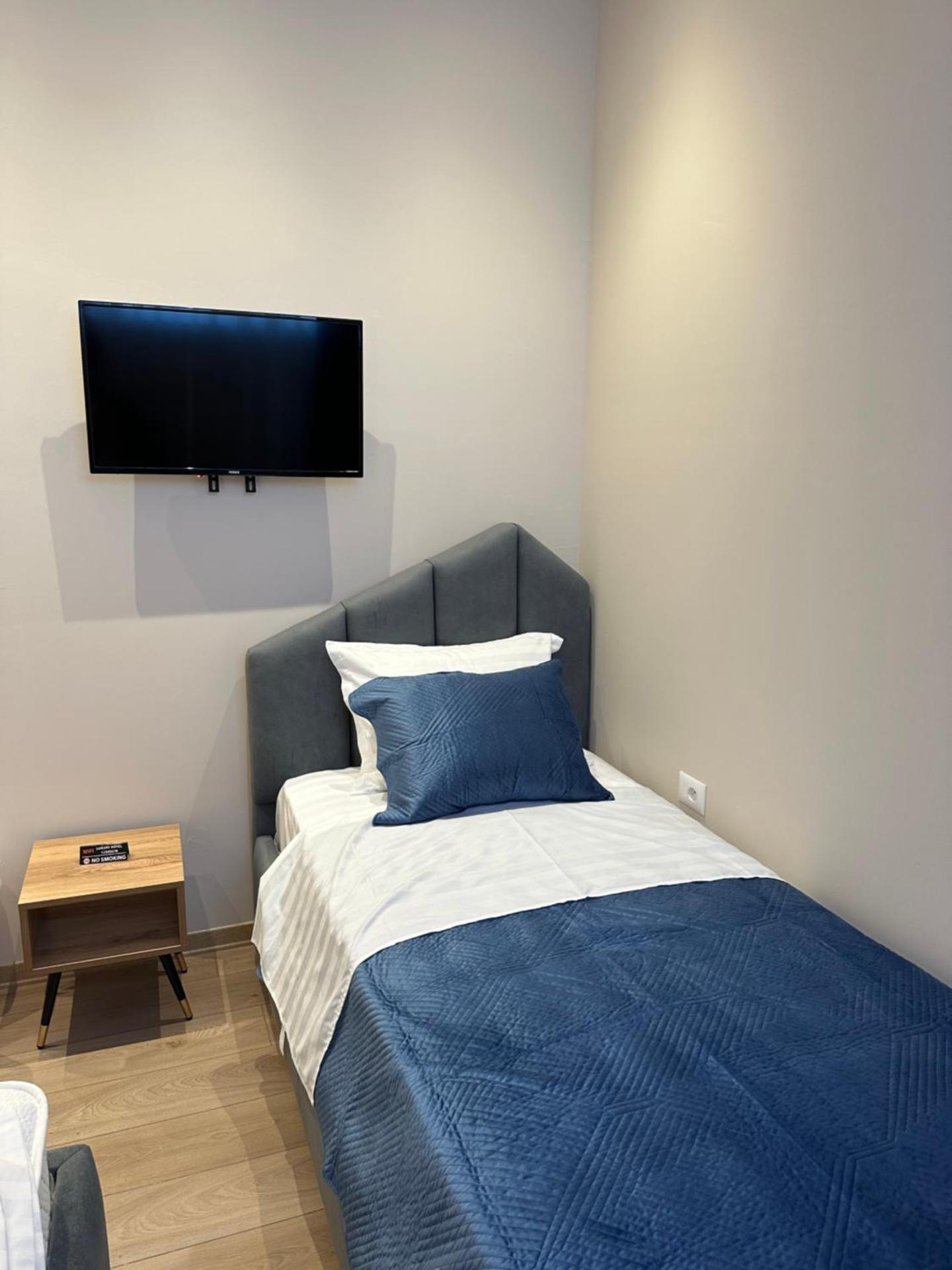 Luxury Hotel By Gjyshi - Photo 50