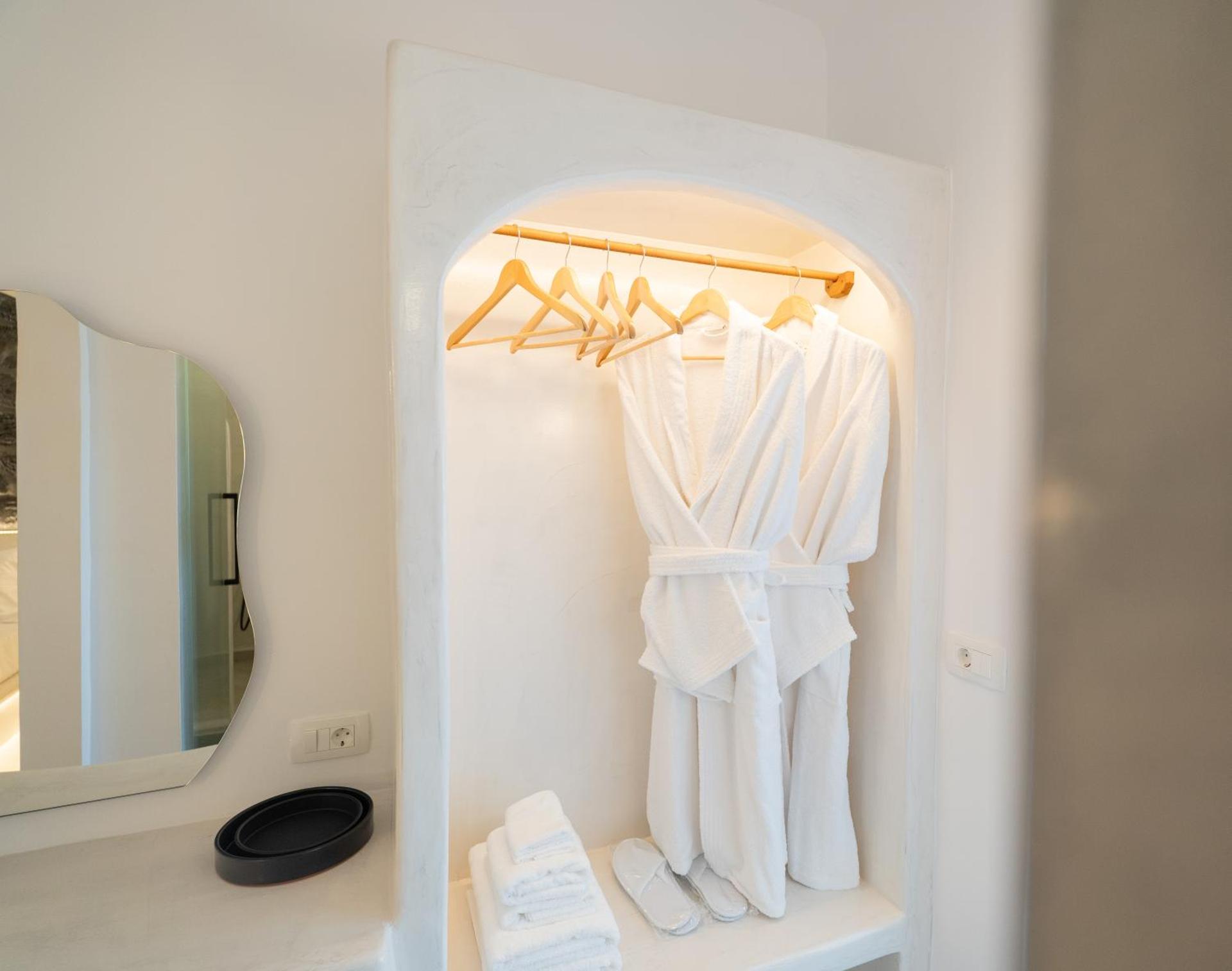 Amerikanos Villas - Photo 51