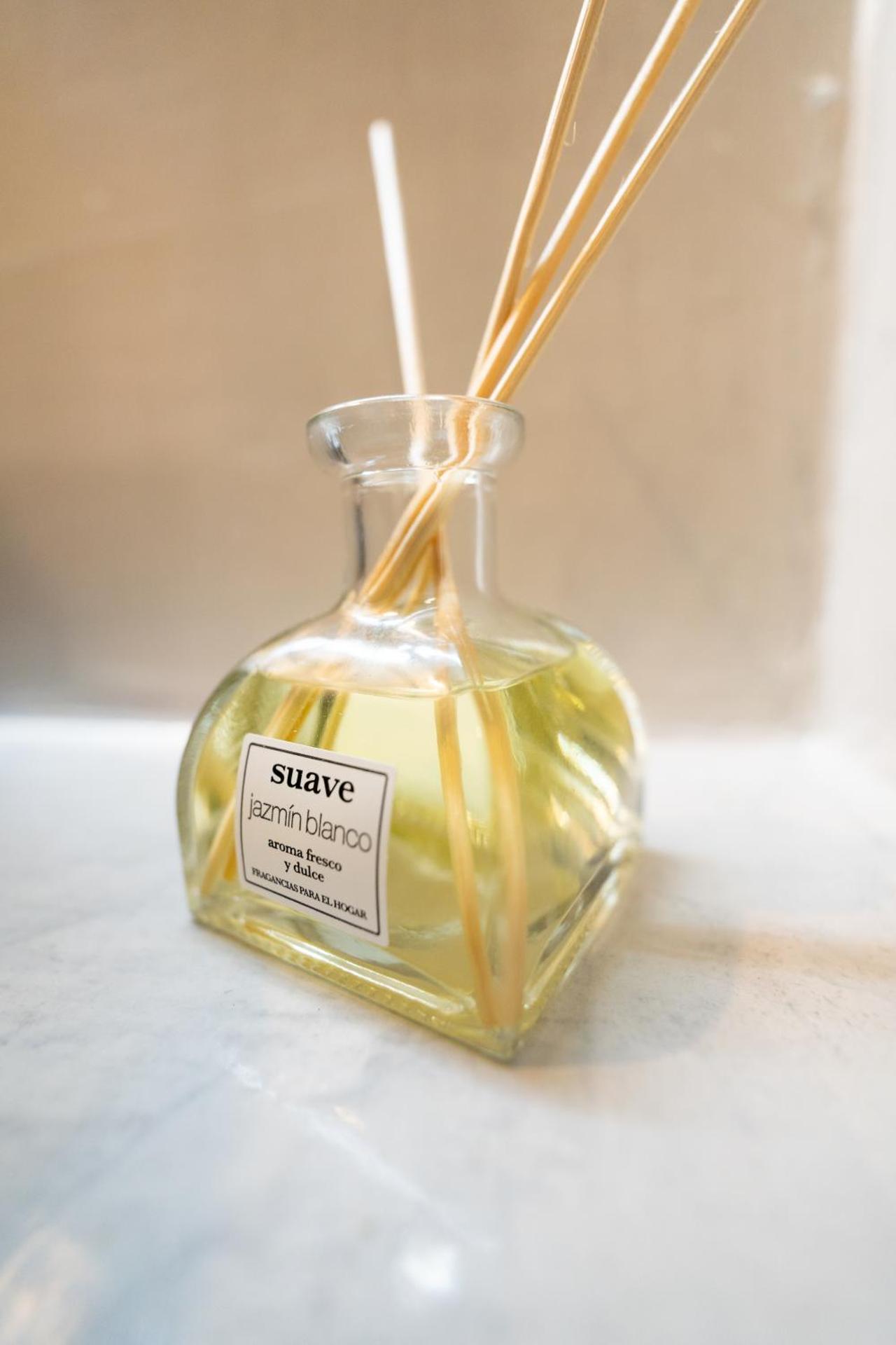 Amerikanos Villas - Photo 9