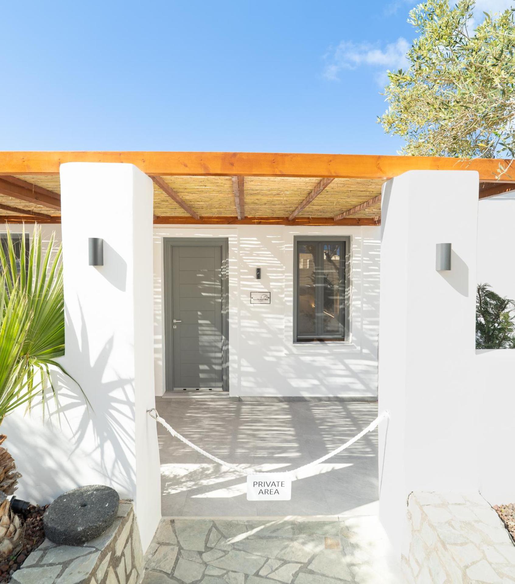 Amerikanos Villas - Photo 85