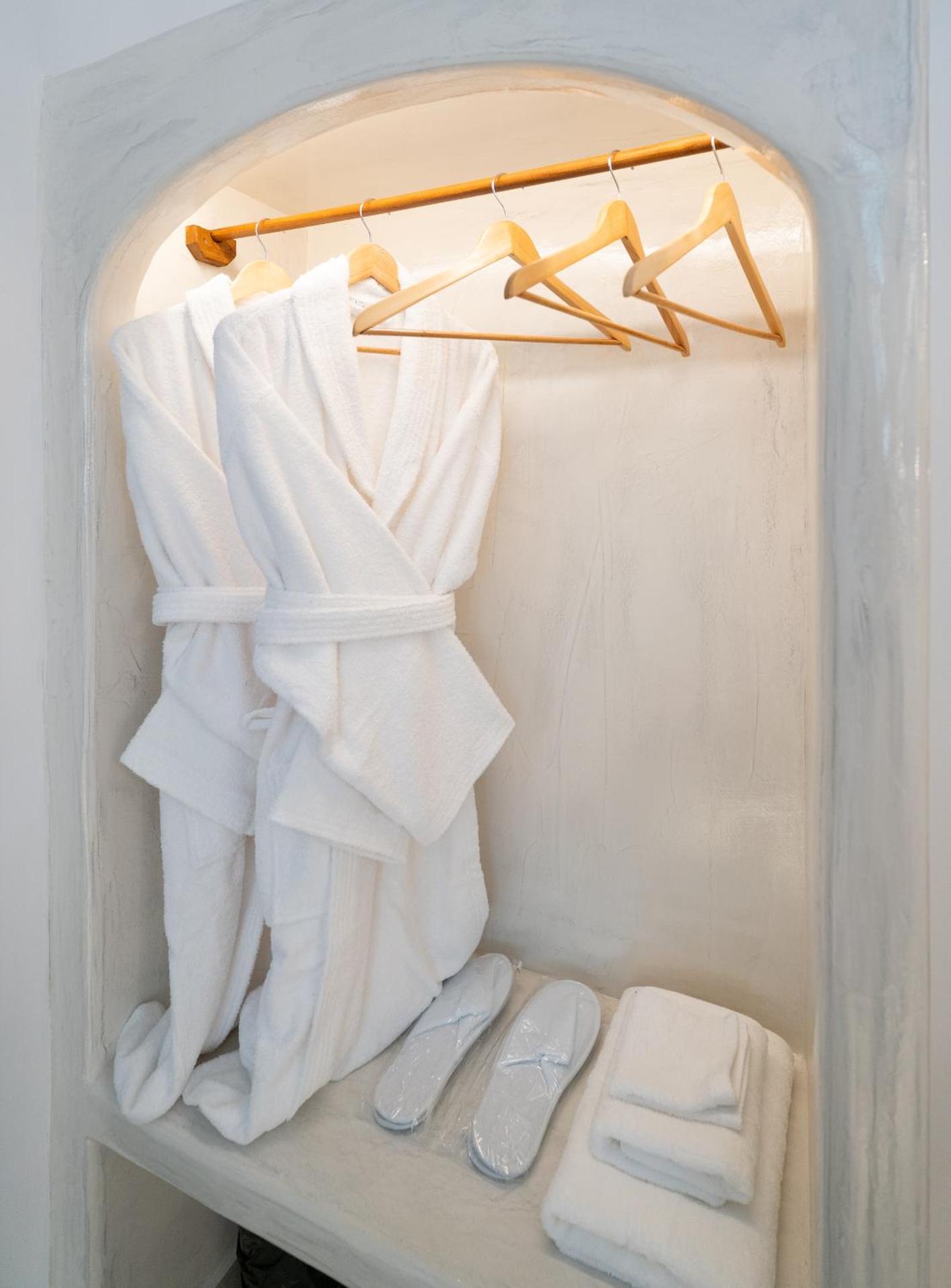 Amerikanos Villas - Photo 104