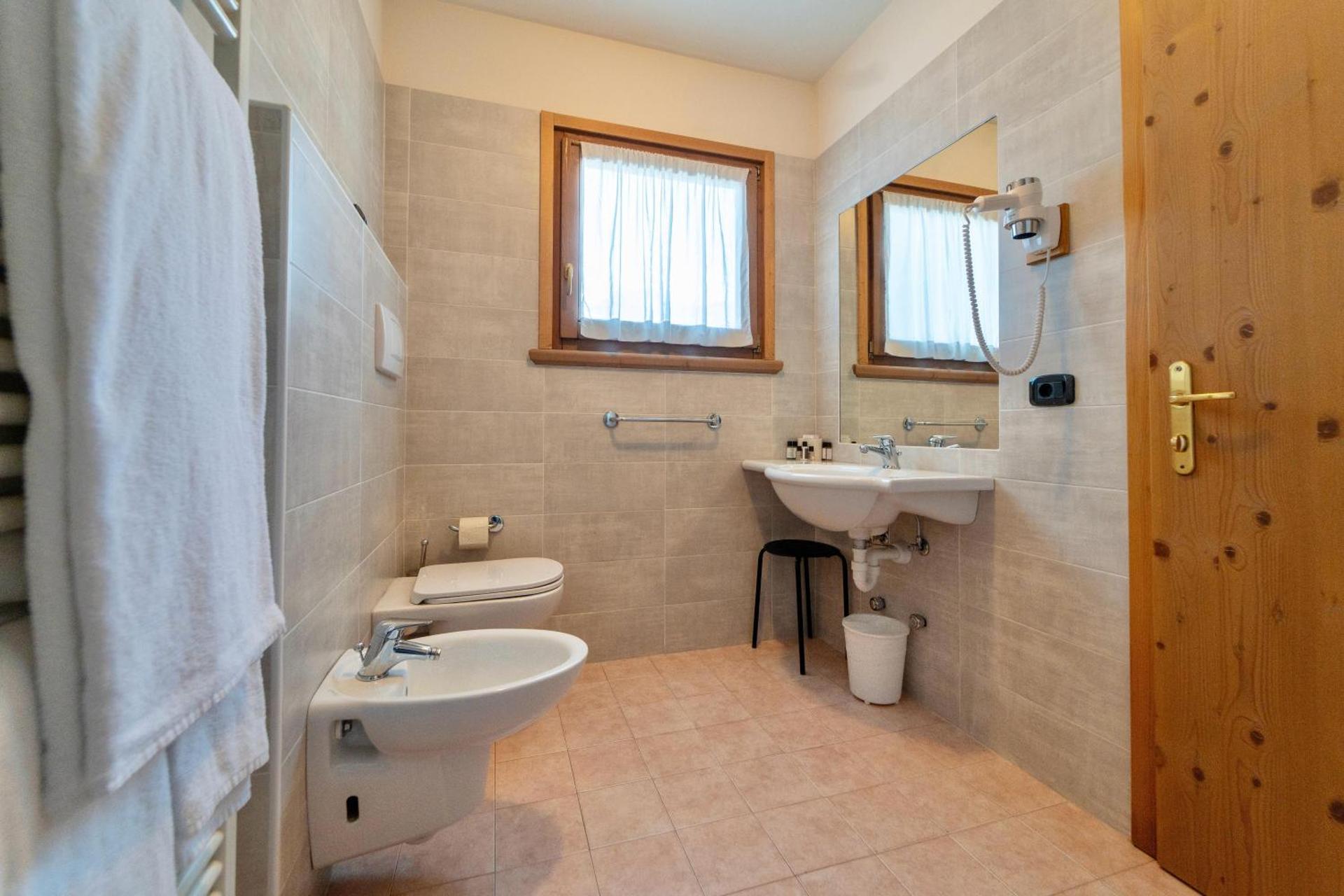 Hotel Primula - Photo 38