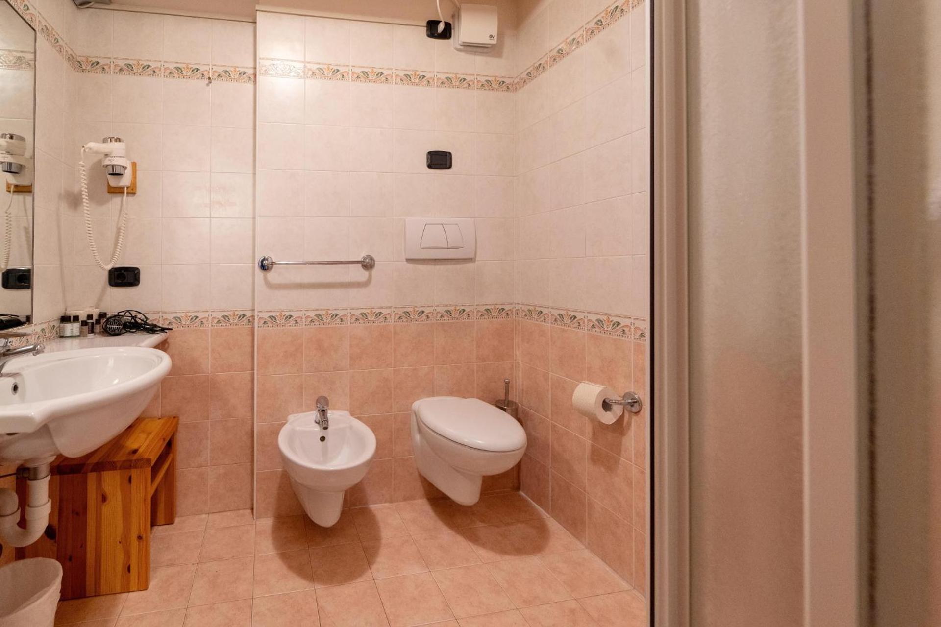 Hotel Primula - Photo 52