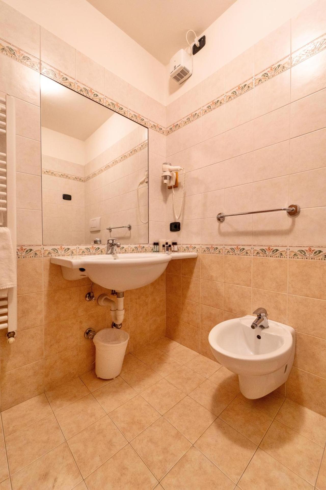 Hotel Primula - Photo 80