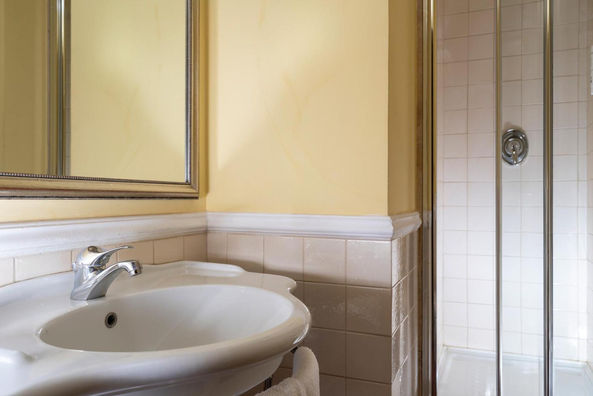 Hotel Oceania - Photo 45