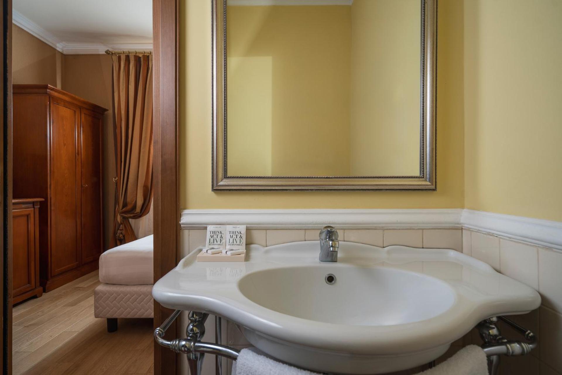 Hotel Oceania - Photo 30