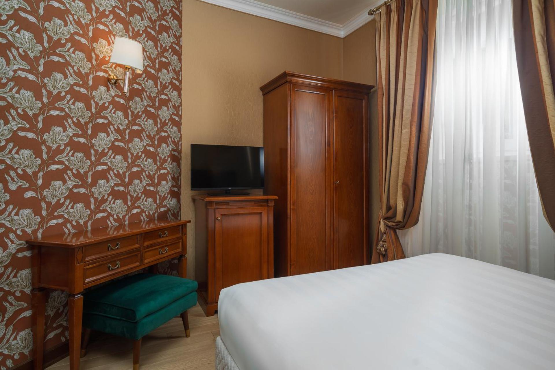 Hotel Oceania - Photo 128