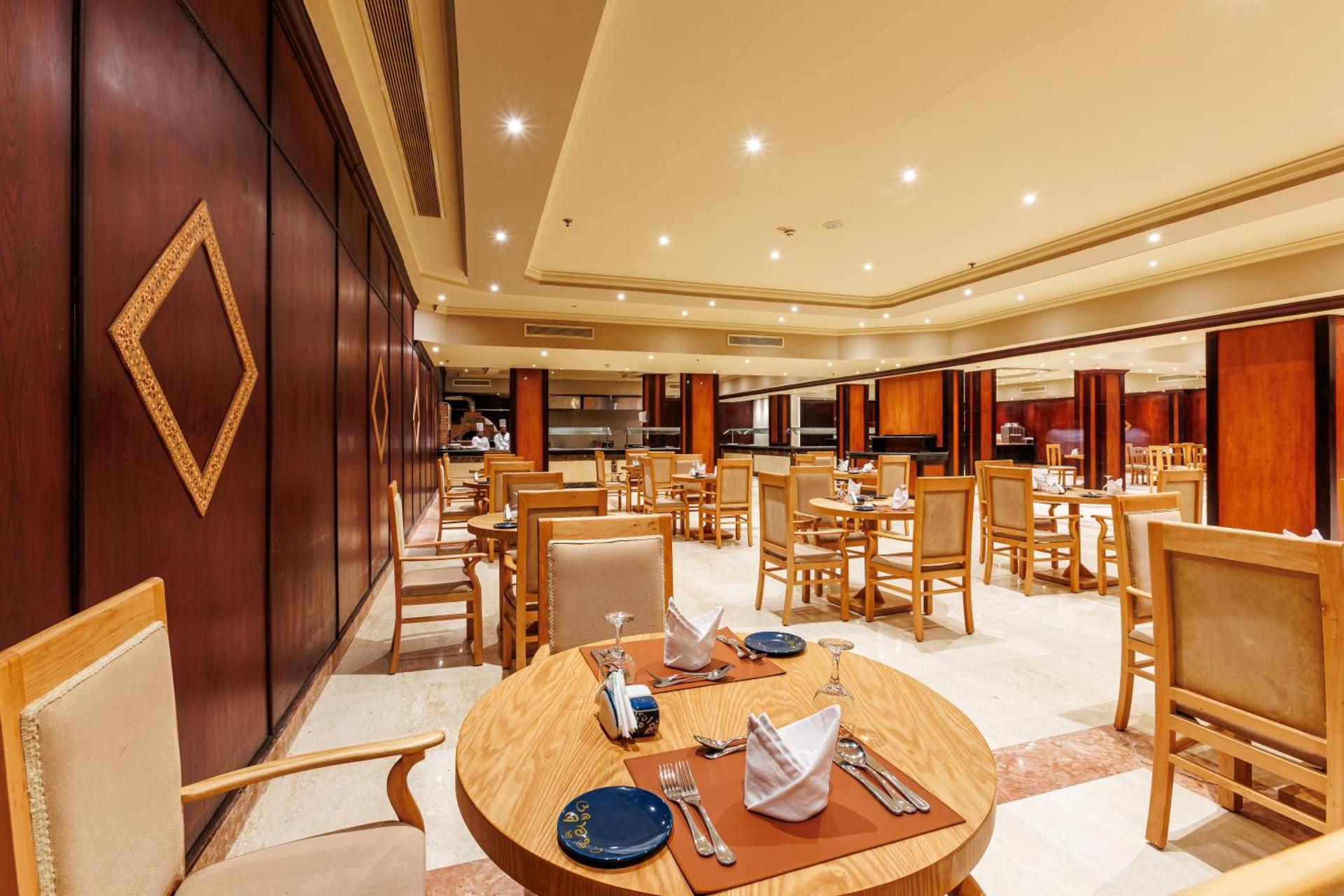 Sunrise Alora Aqua Park Resort - Photo 2