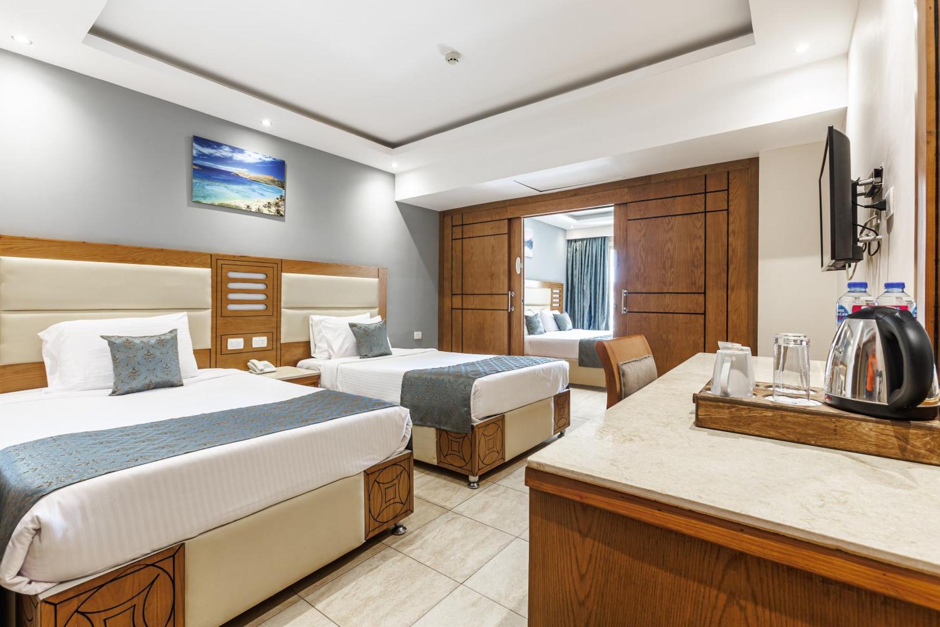 Sunrise Alora Aqua Park Resort - Photo 40