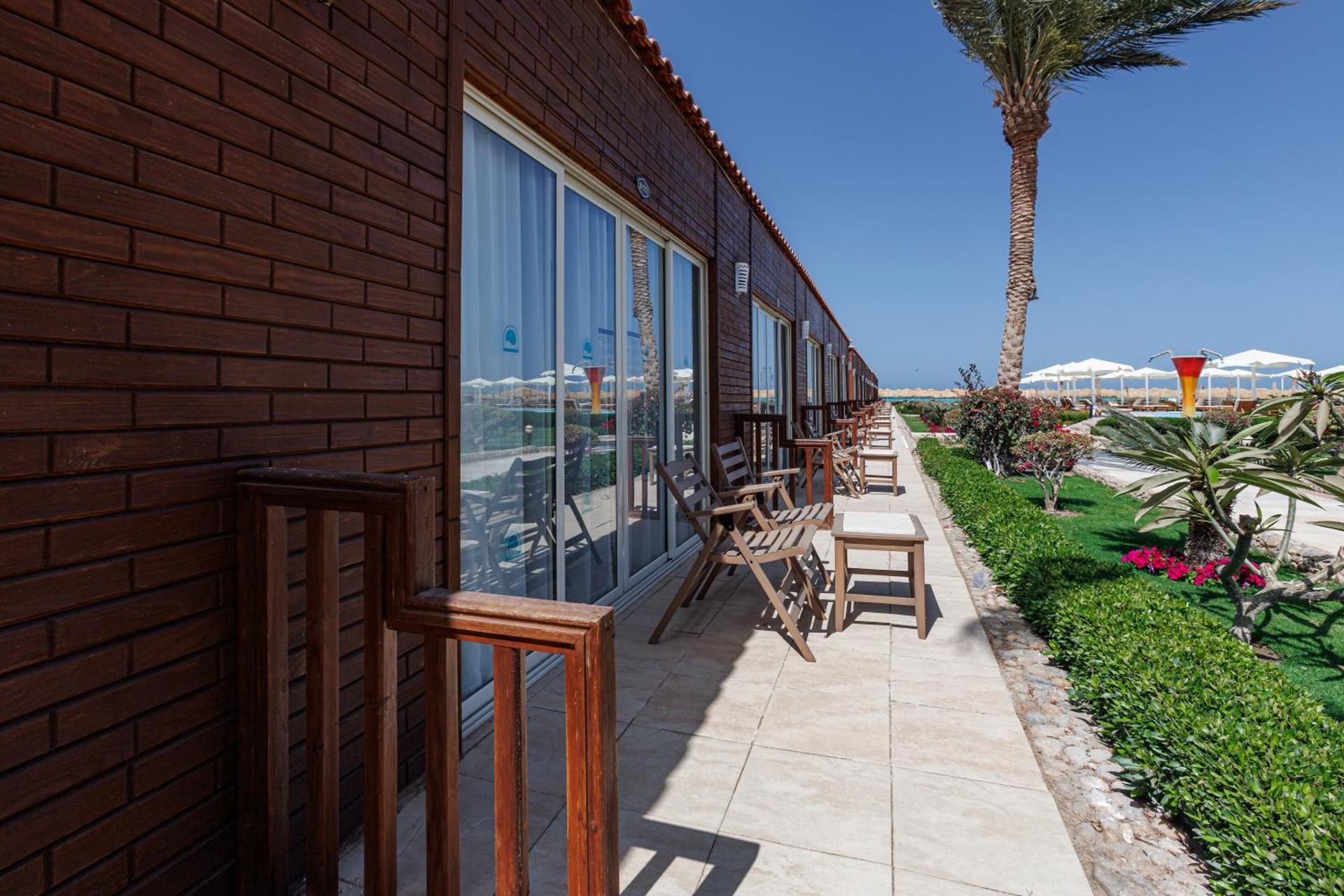 Sunrise Alora Aqua Park Resort - Photo 46