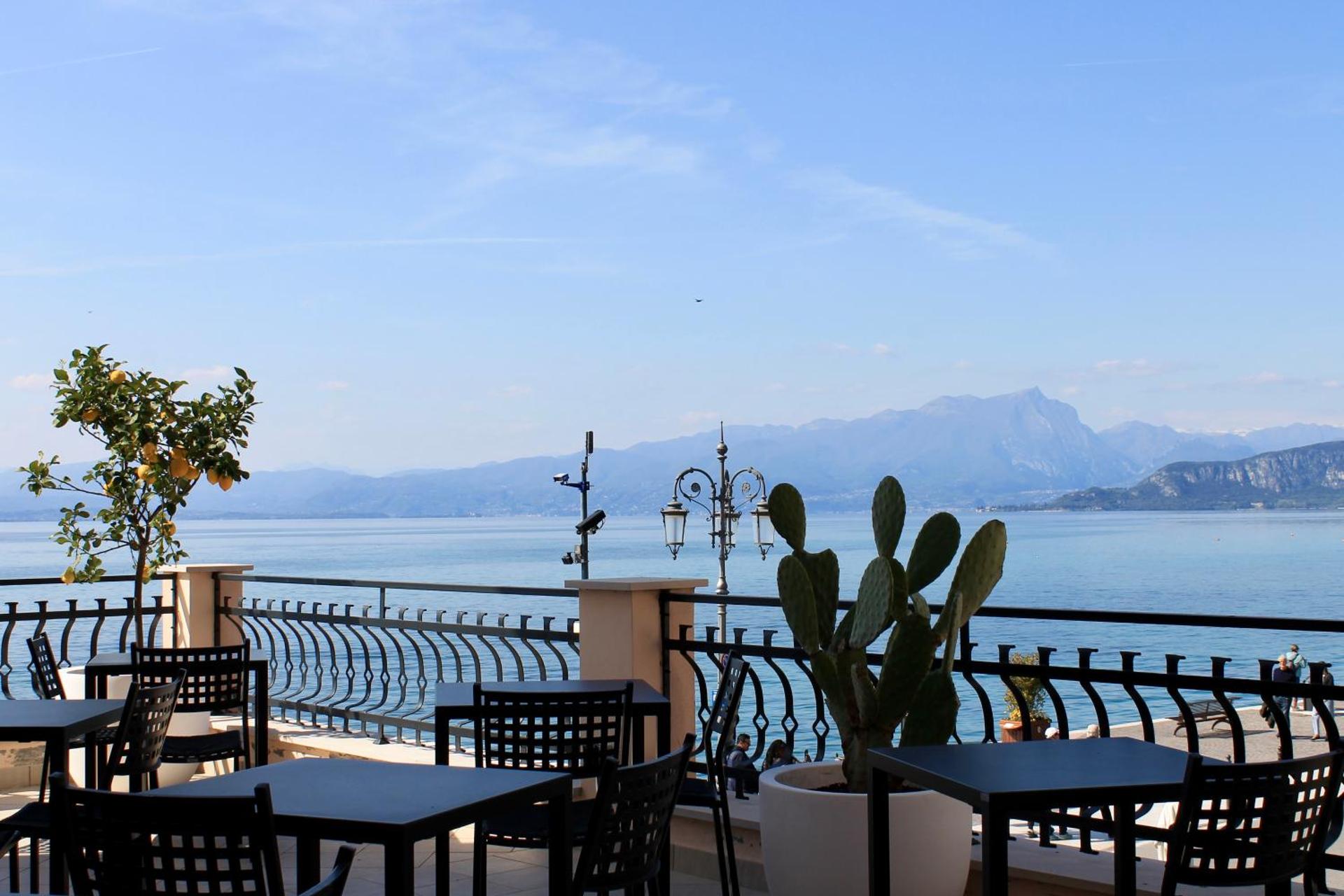 La Vista Postcard Hotel - Photo 24